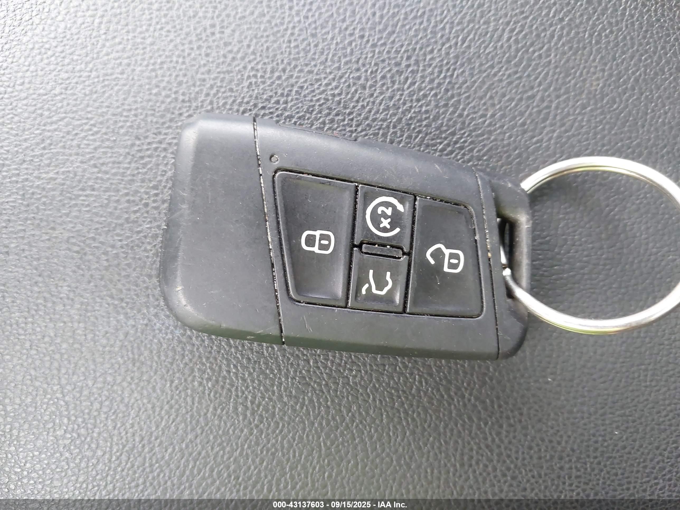 VOLKSWAGEN ATLAS image 11