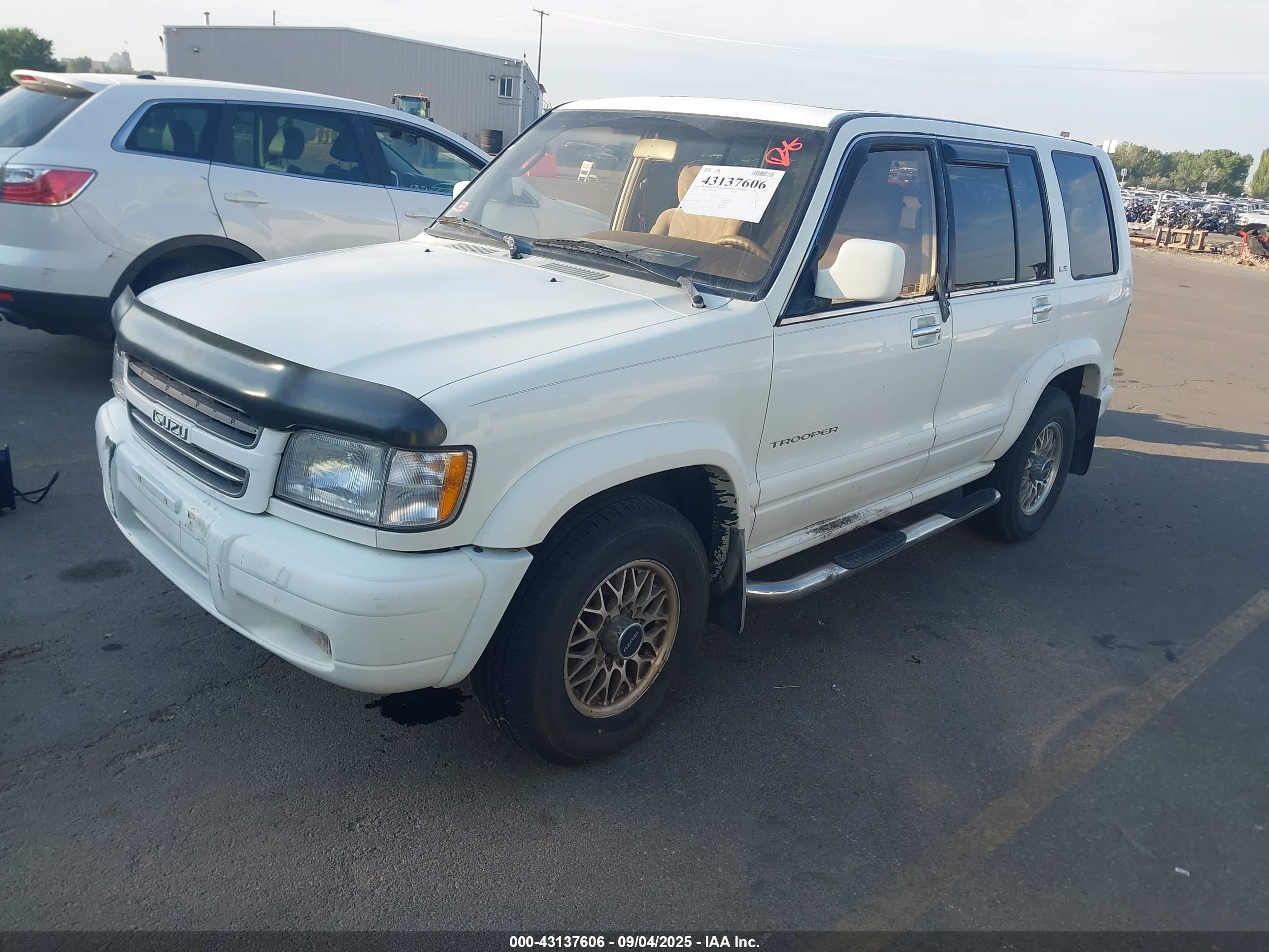 ISUZU TROOPER image 2
