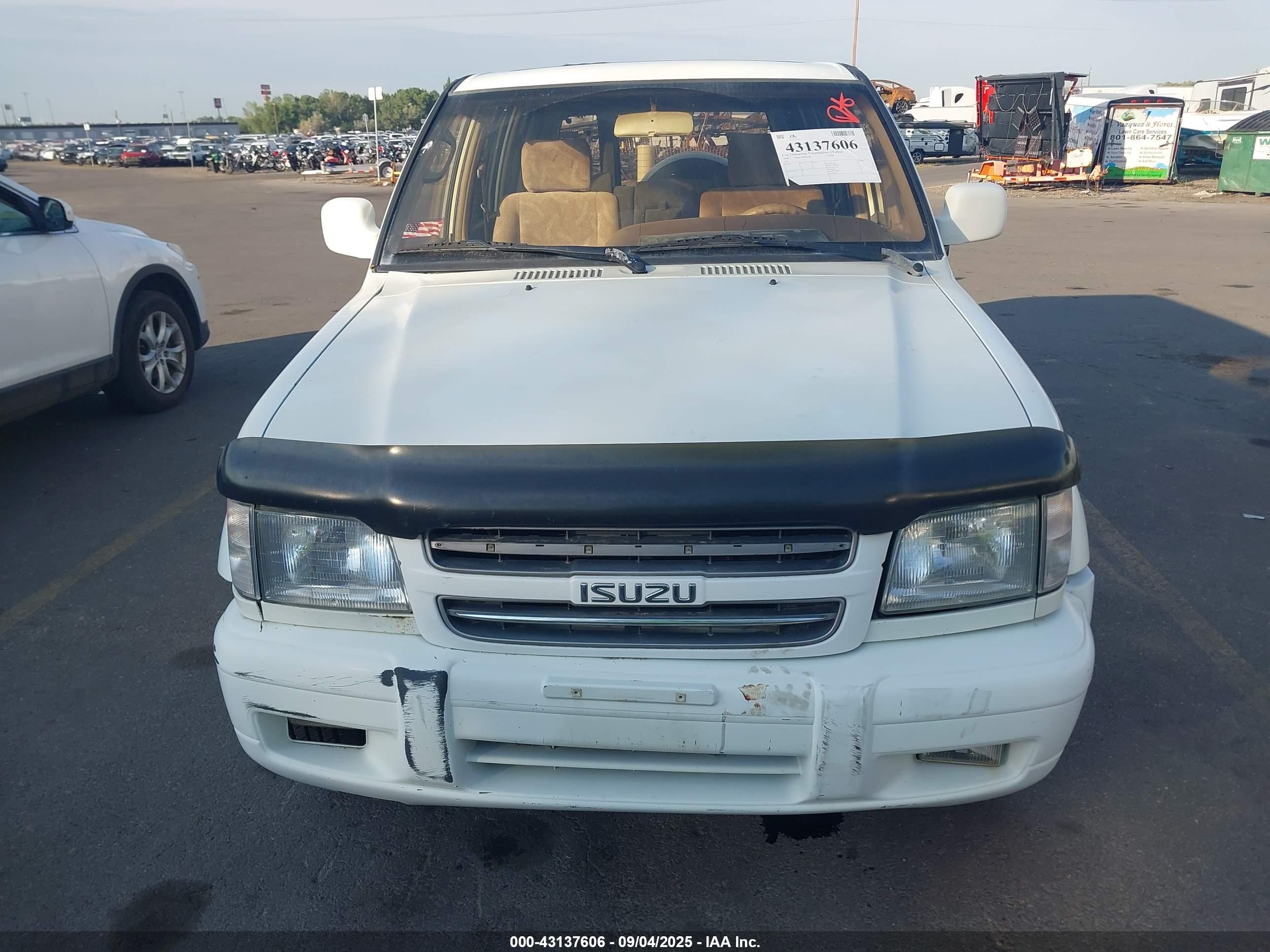 ISUZU TROOPER image 6