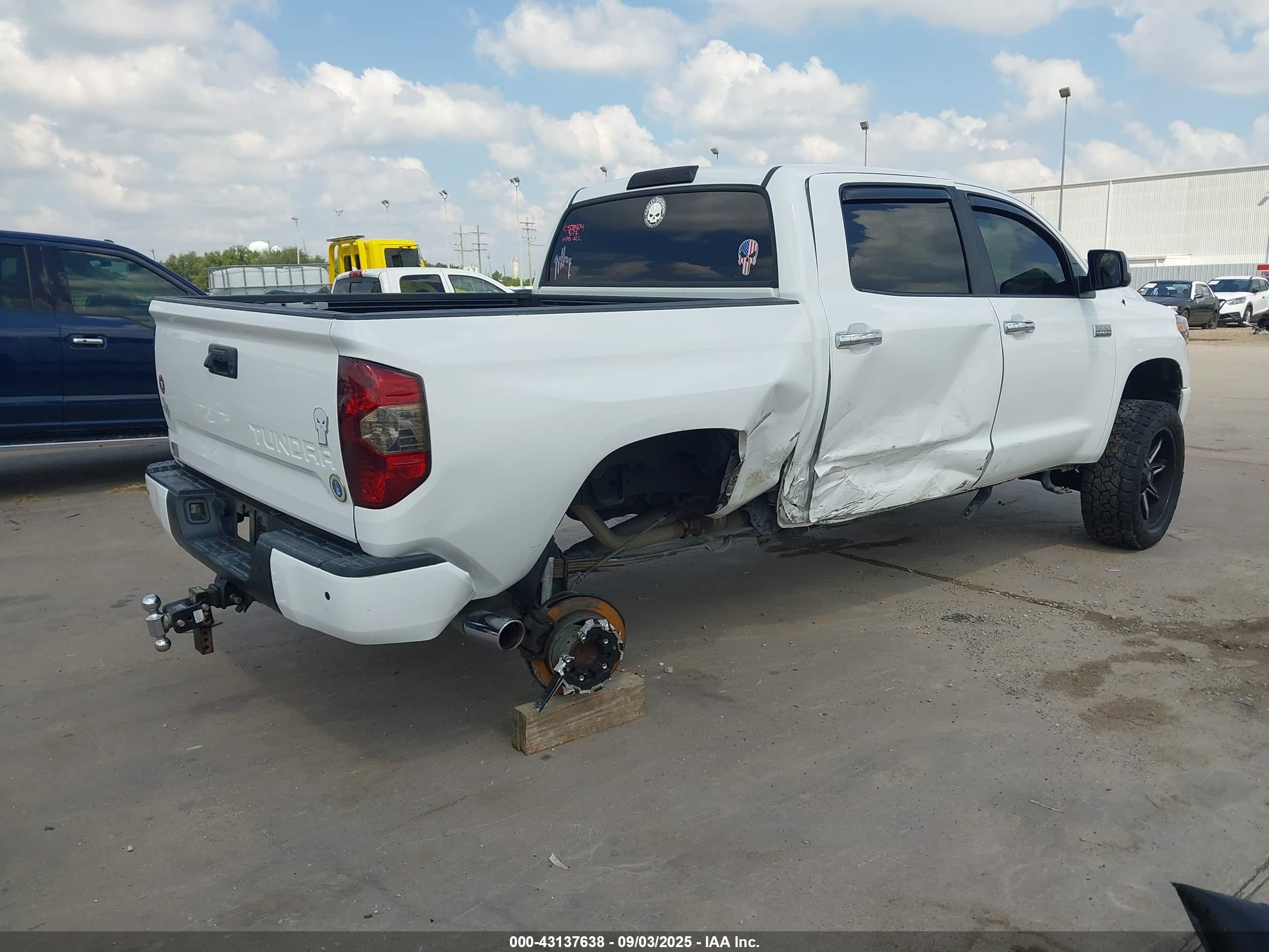 TOYOTA TUNDRA image 4