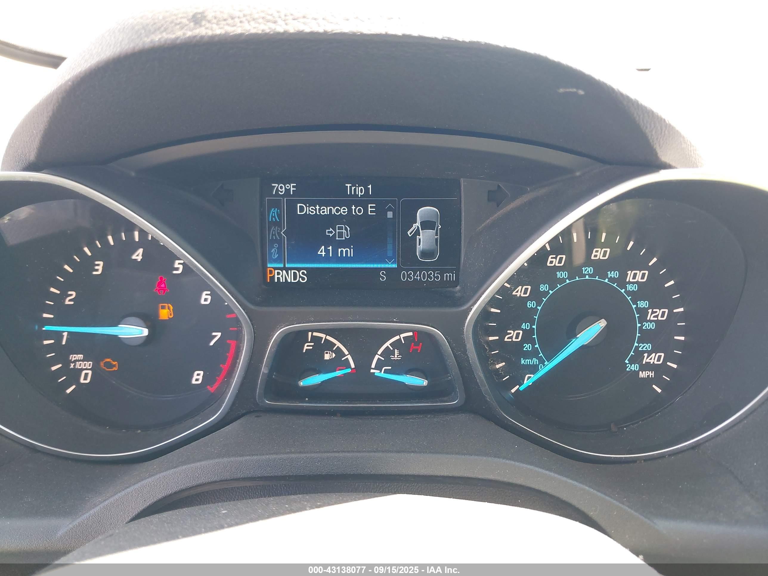 FORD ESCAPE image 7