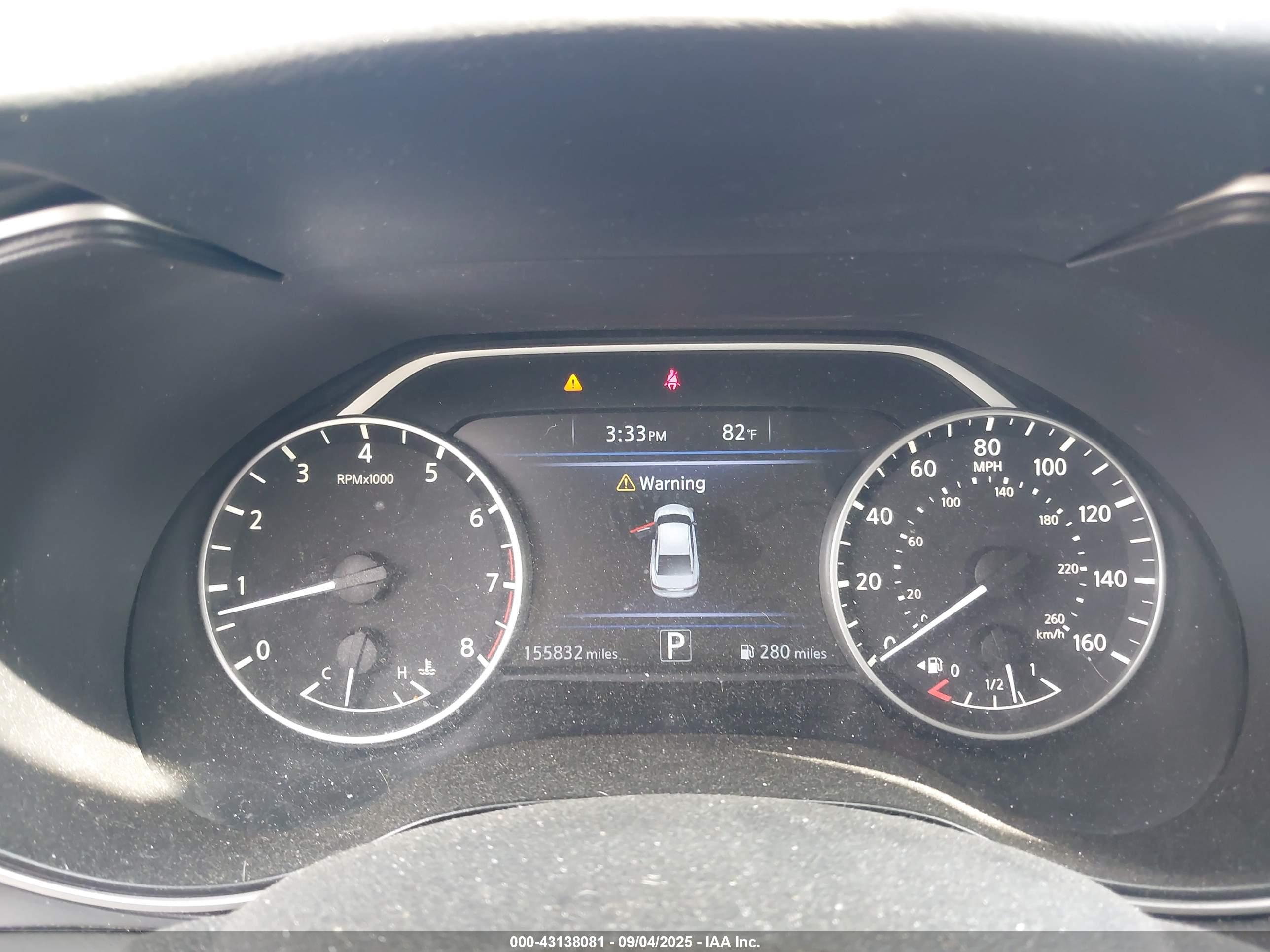 NISSAN MAXIMA image 7