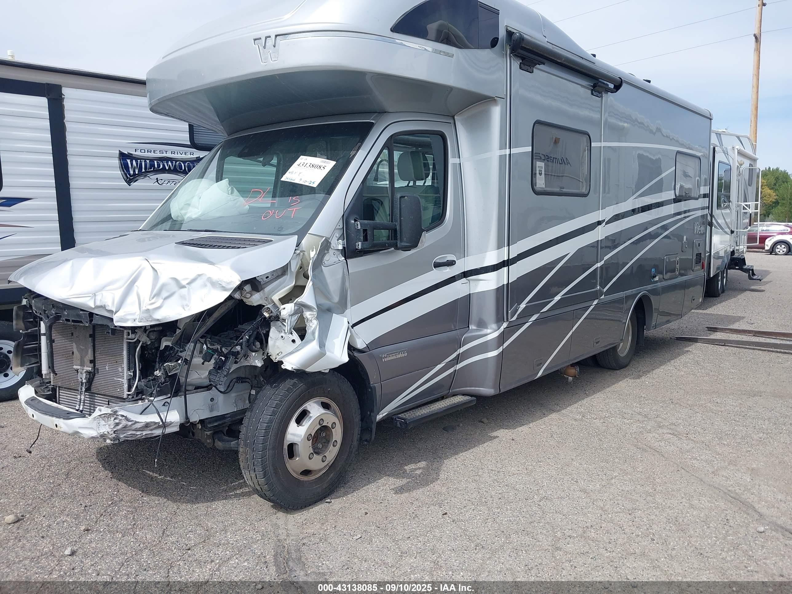 WINNEBAGO SPRINTER image 2
