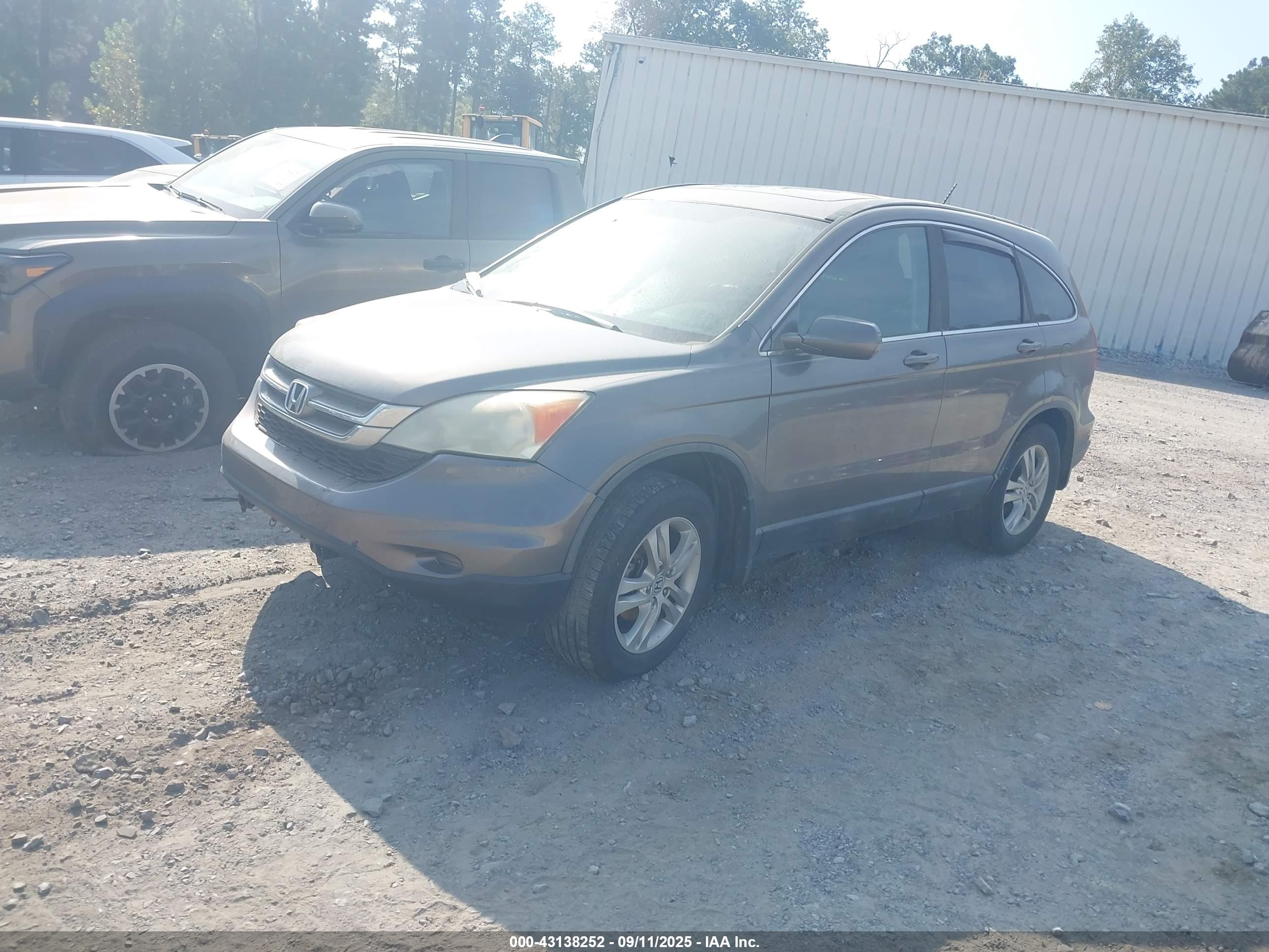 HONDA CR-V image 2