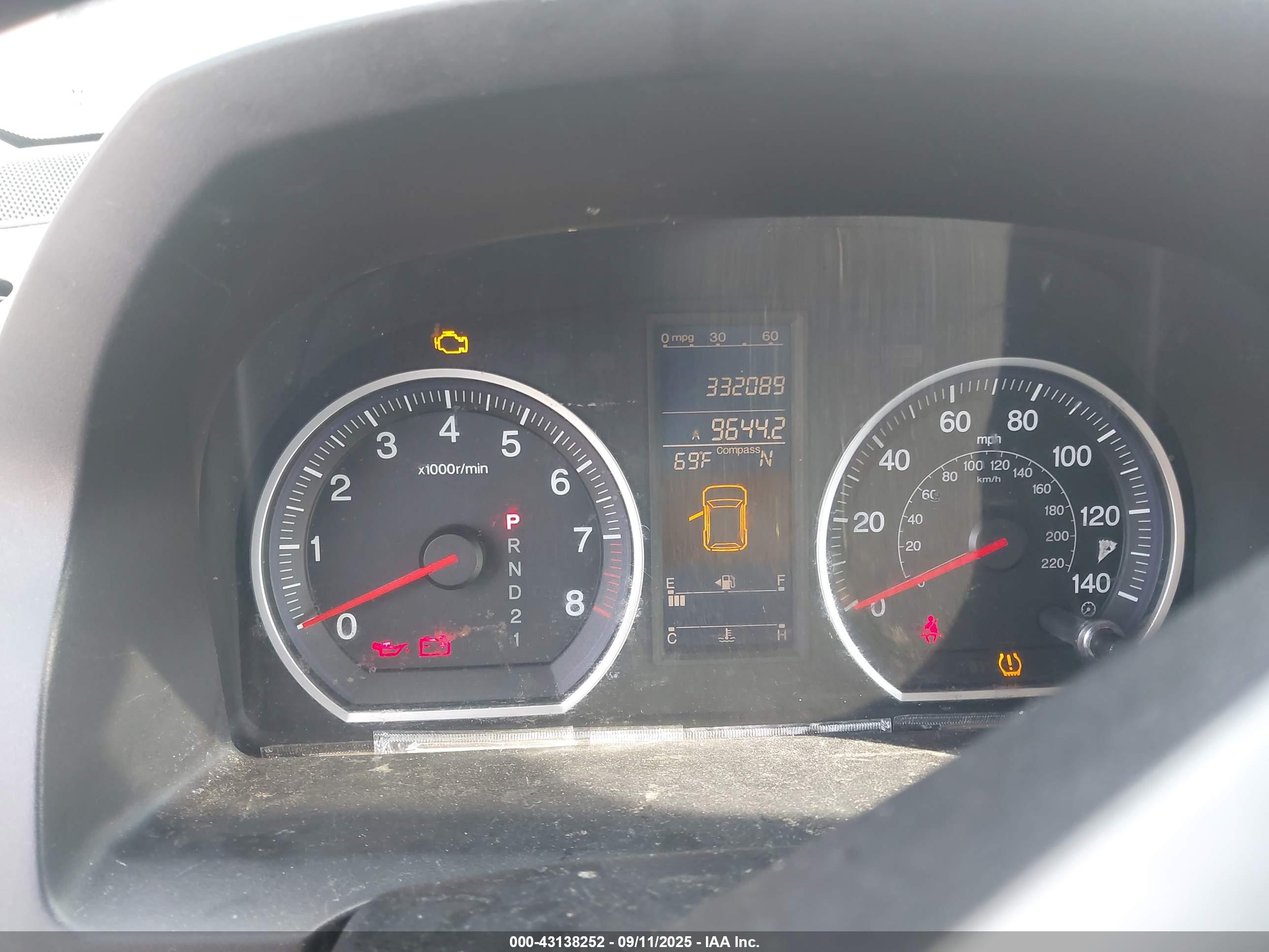HONDA CR-V image 7