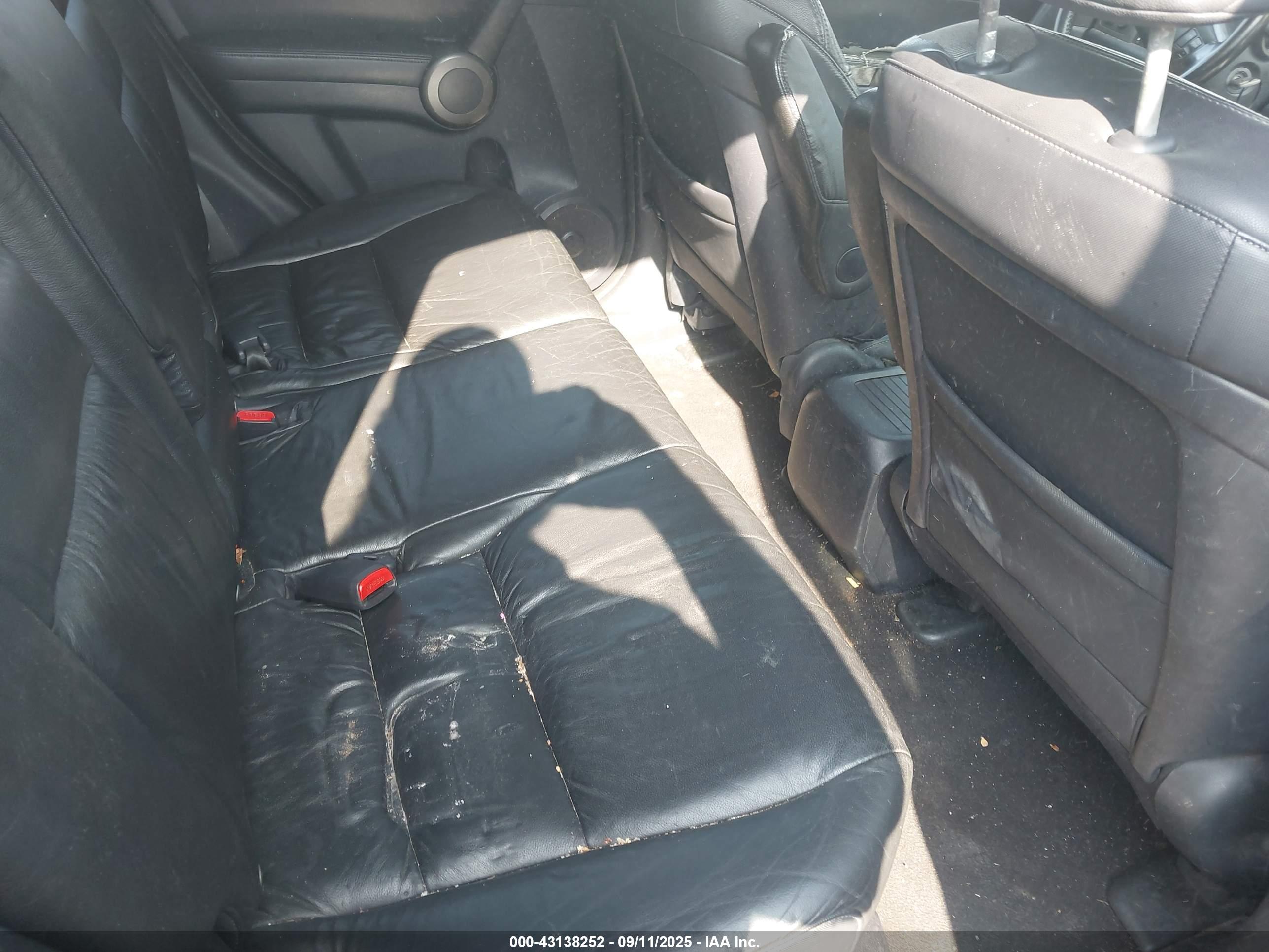 HONDA CR-V image 8