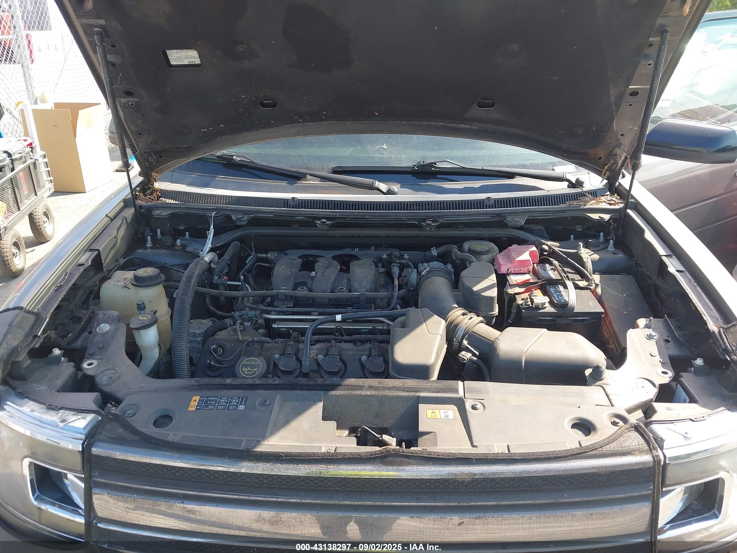 FORD FLEX image 10