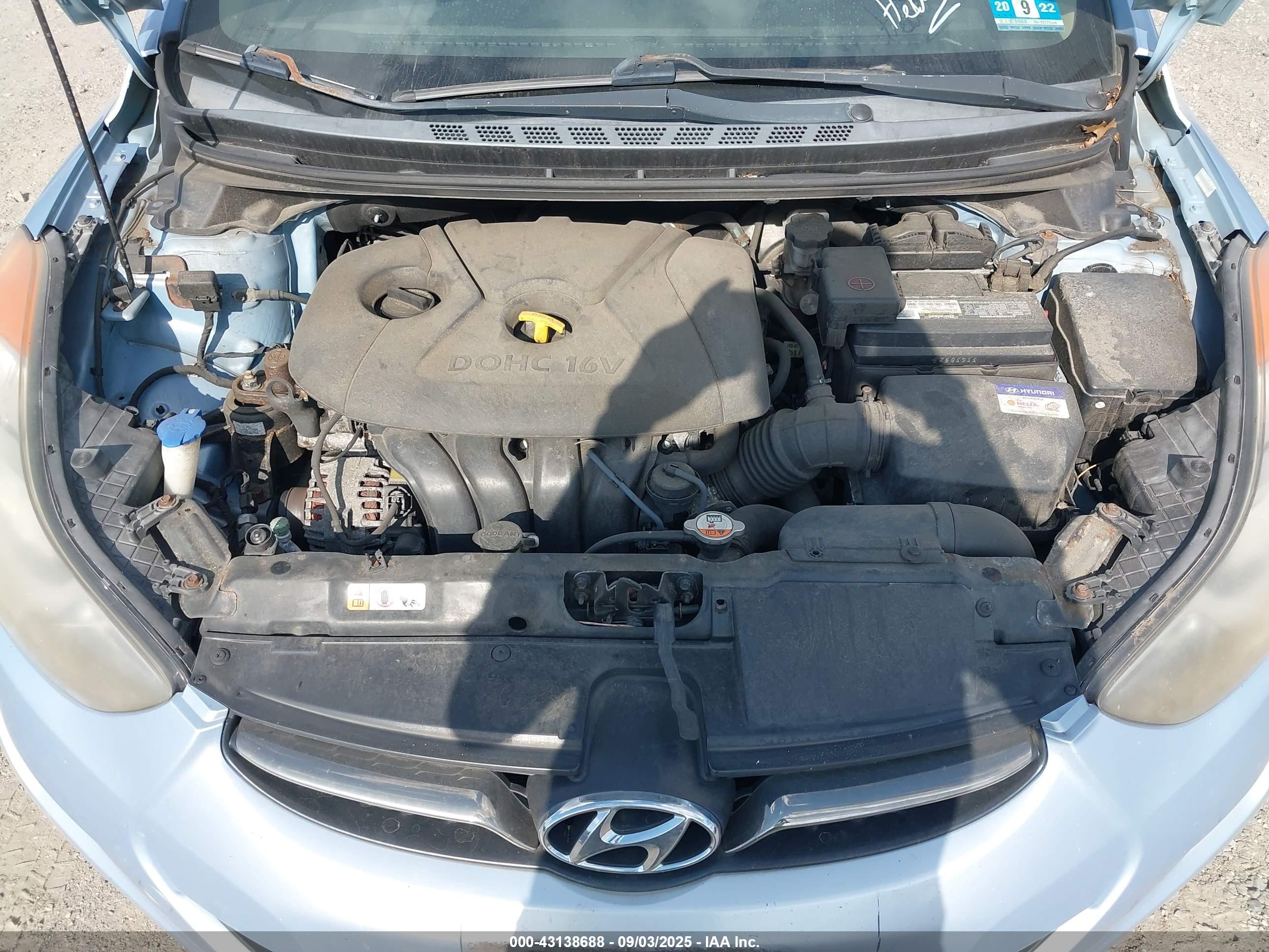 HYUNDAI ELANTRA image 10