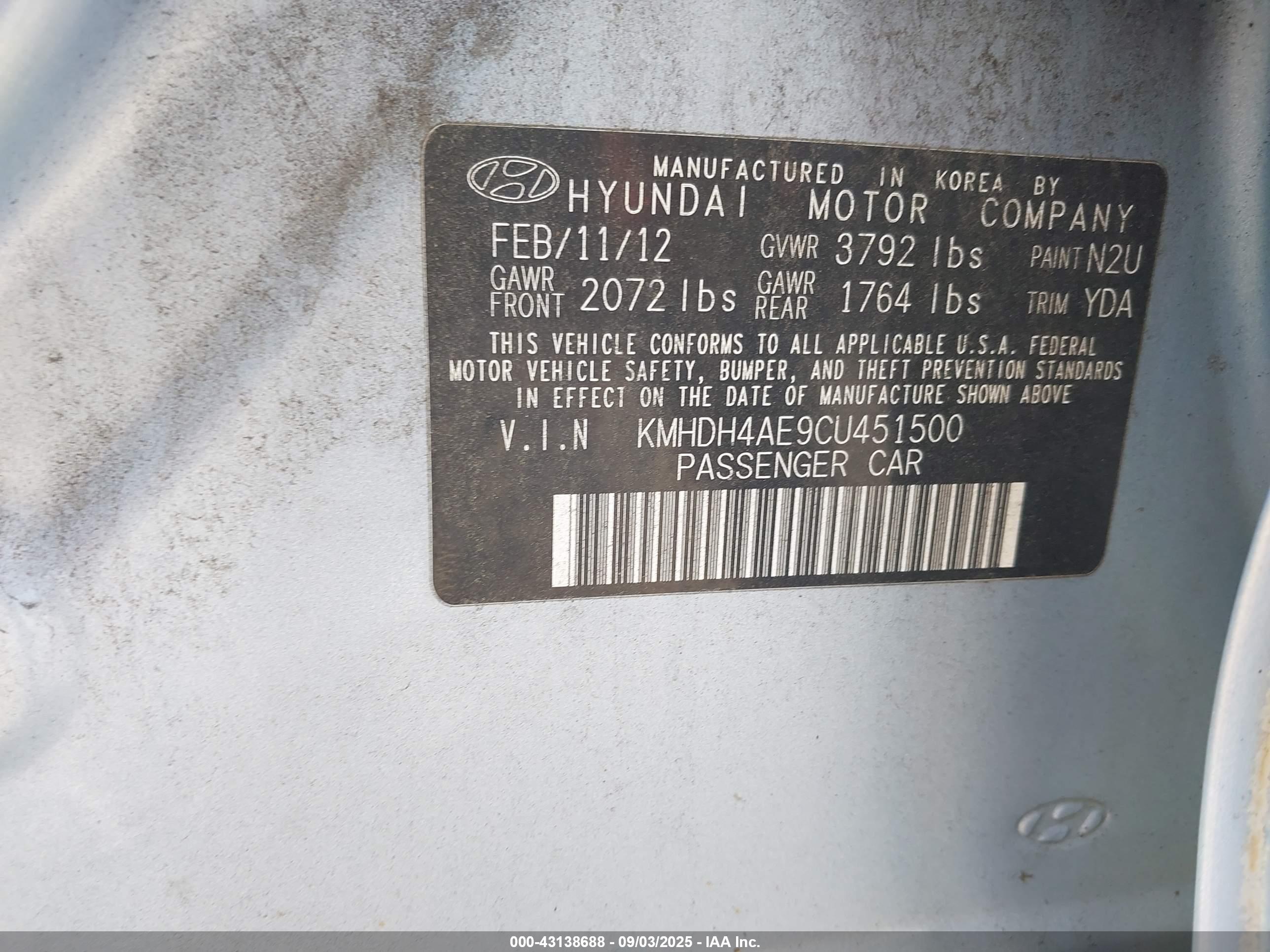 HYUNDAI ELANTRA image 9