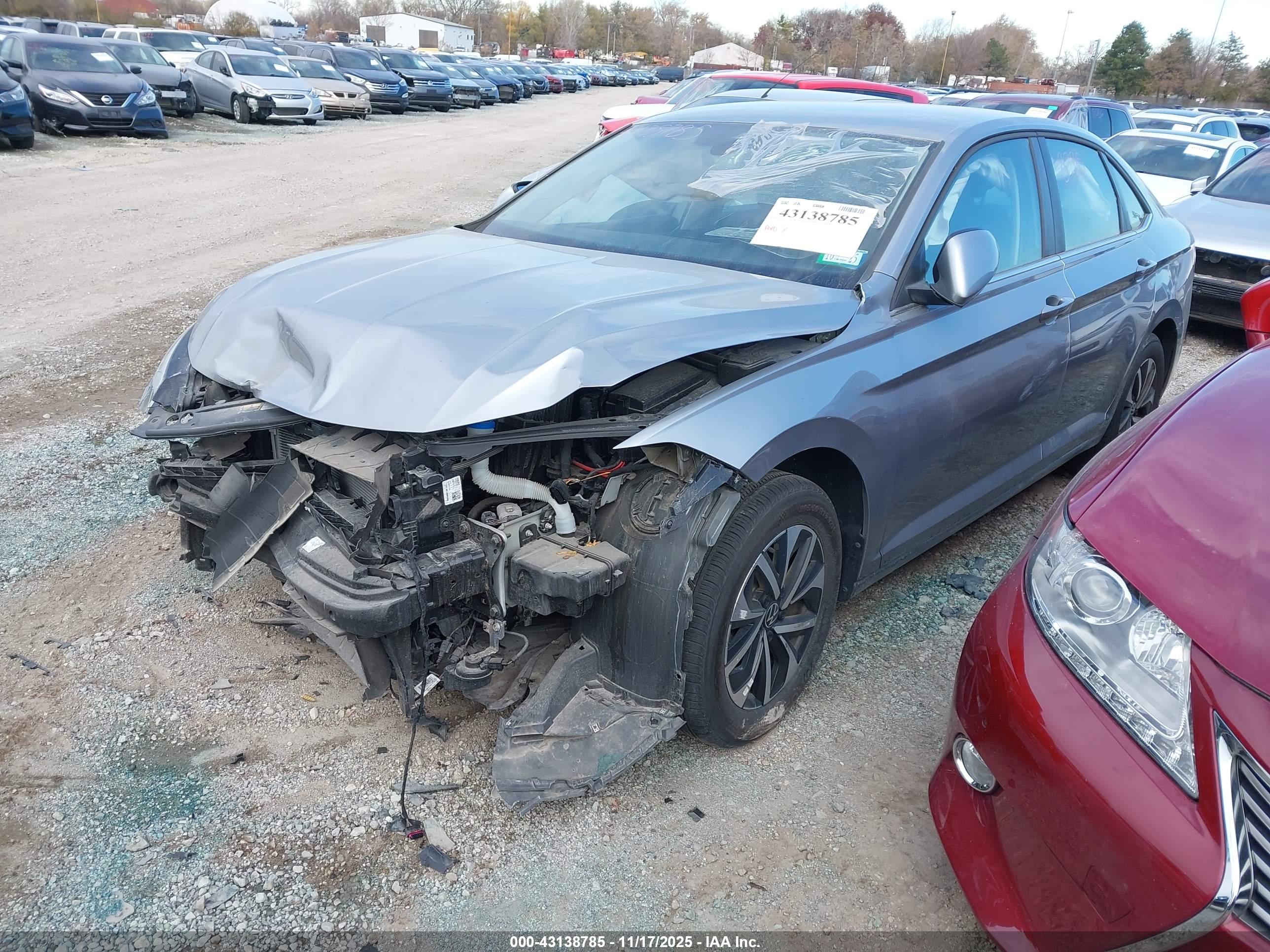 VOLKSWAGEN JETTA image 2