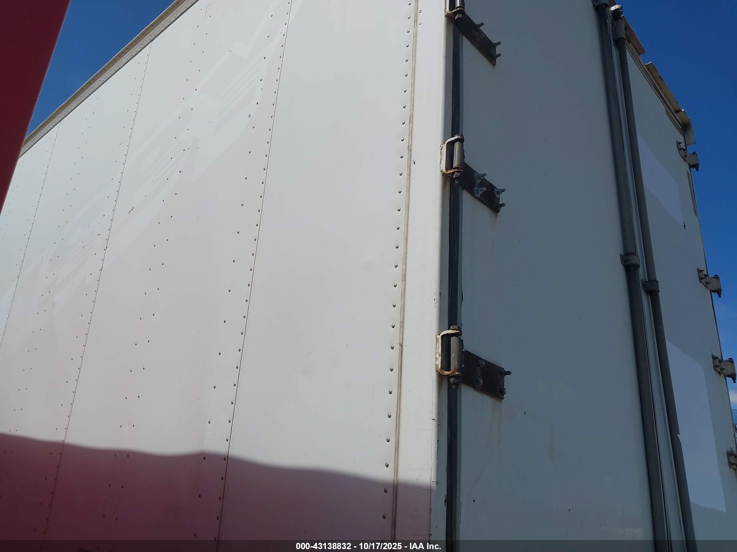 STRICK TRAILERS image 3