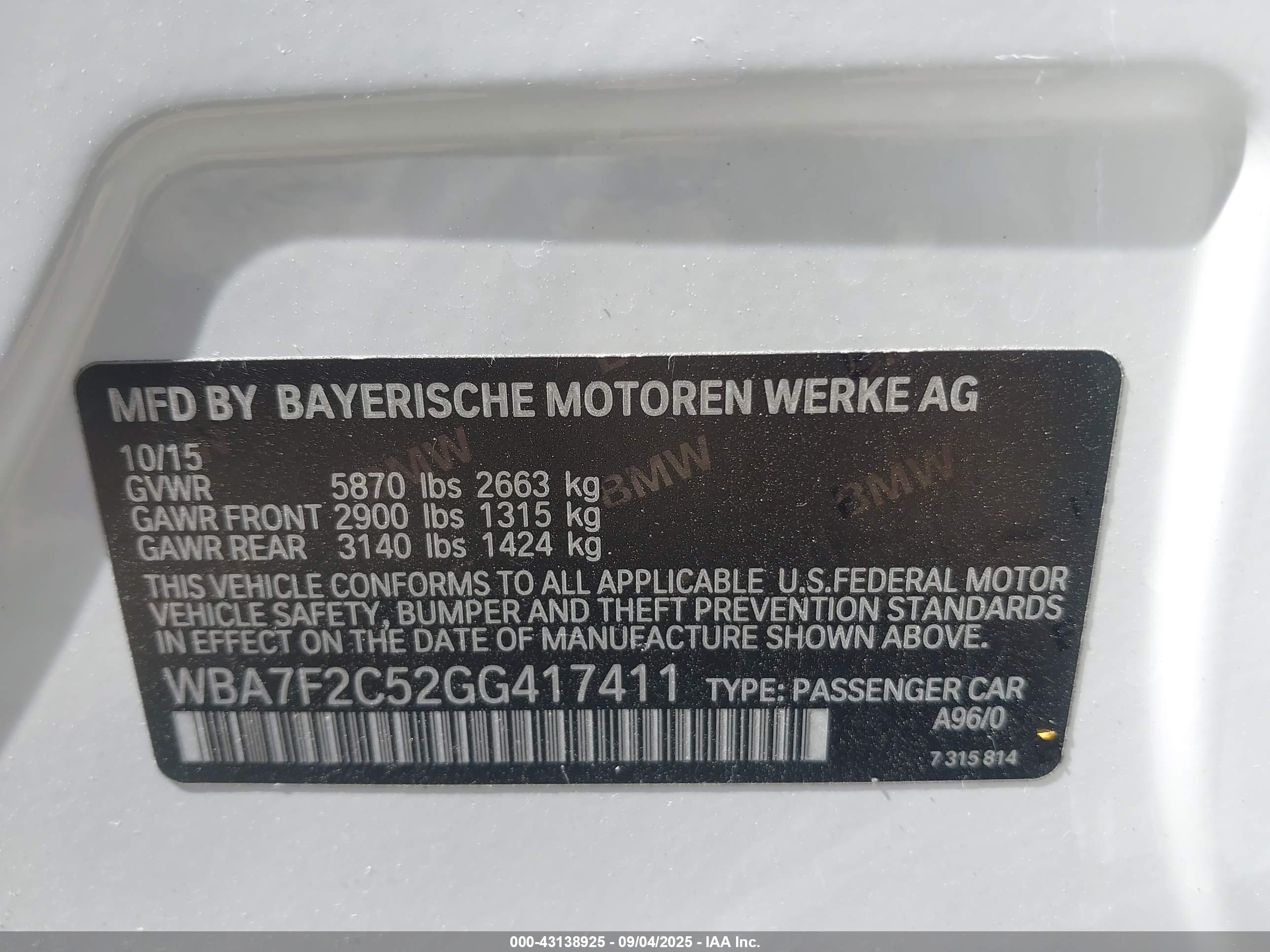 BMW 750I image 9