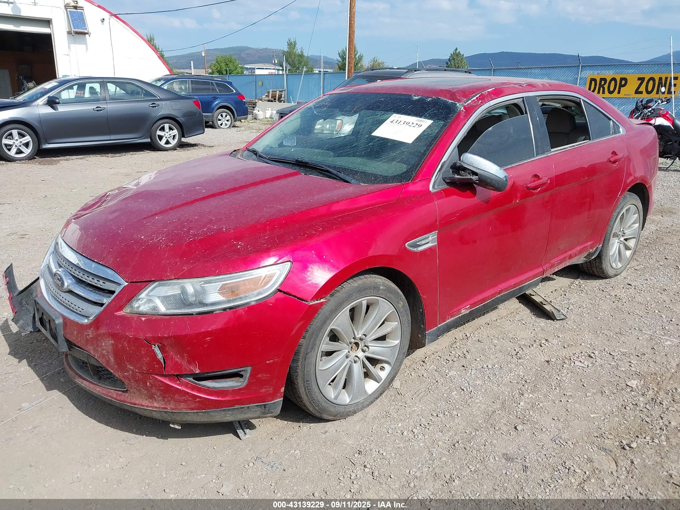 FORD TAURUS image 2