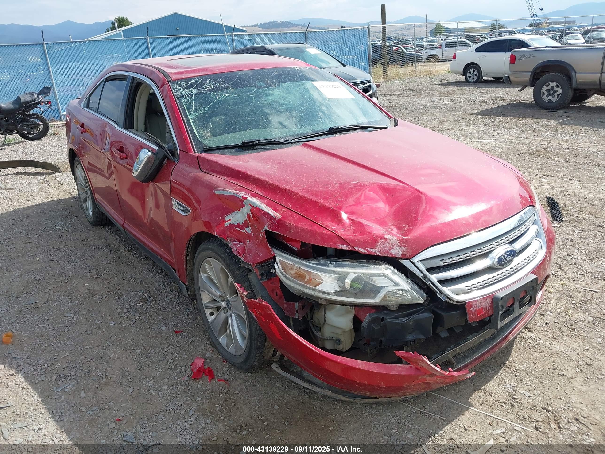 FORD TAURUS image 6