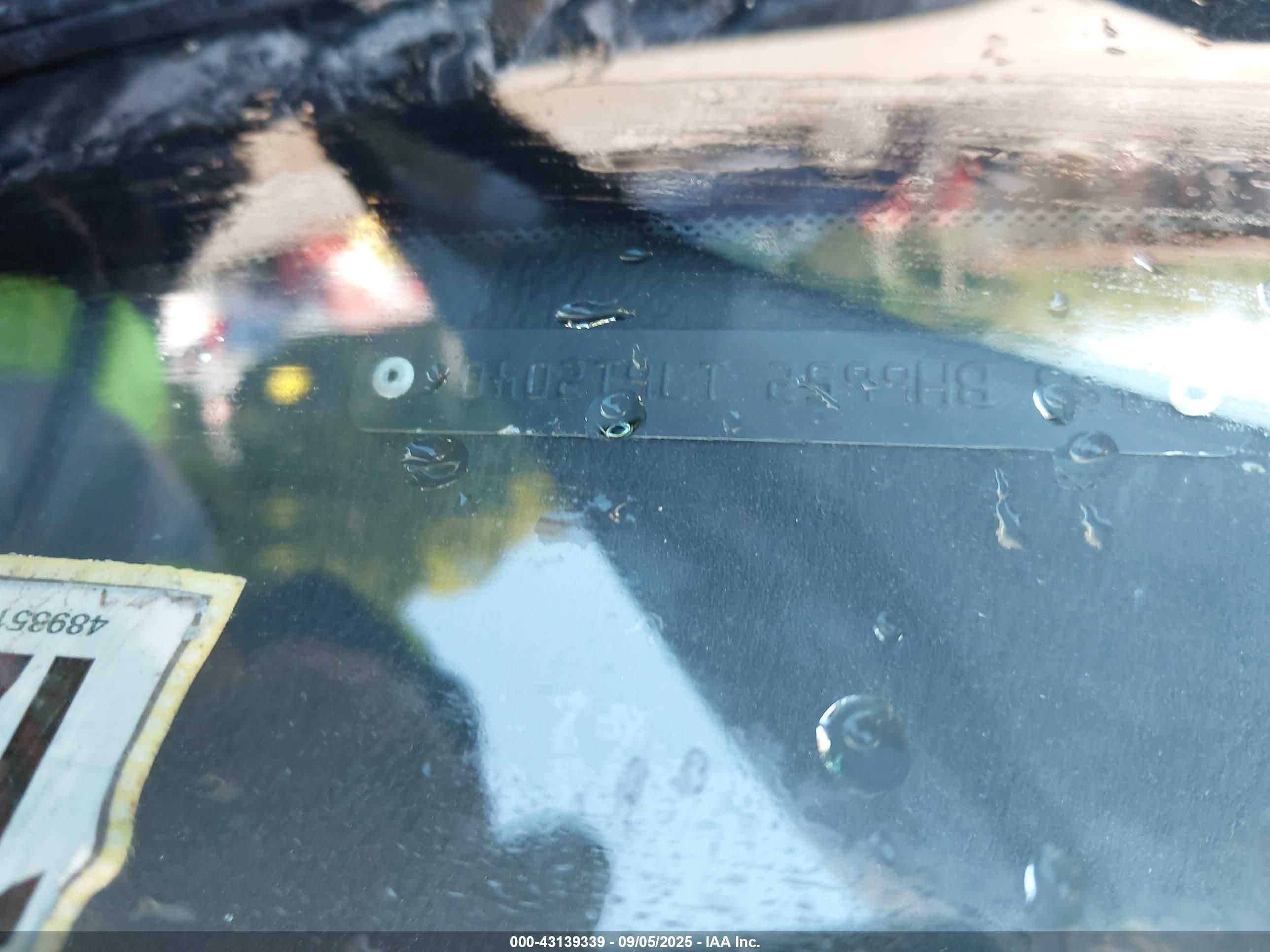 SUBARU LEGACY image 9