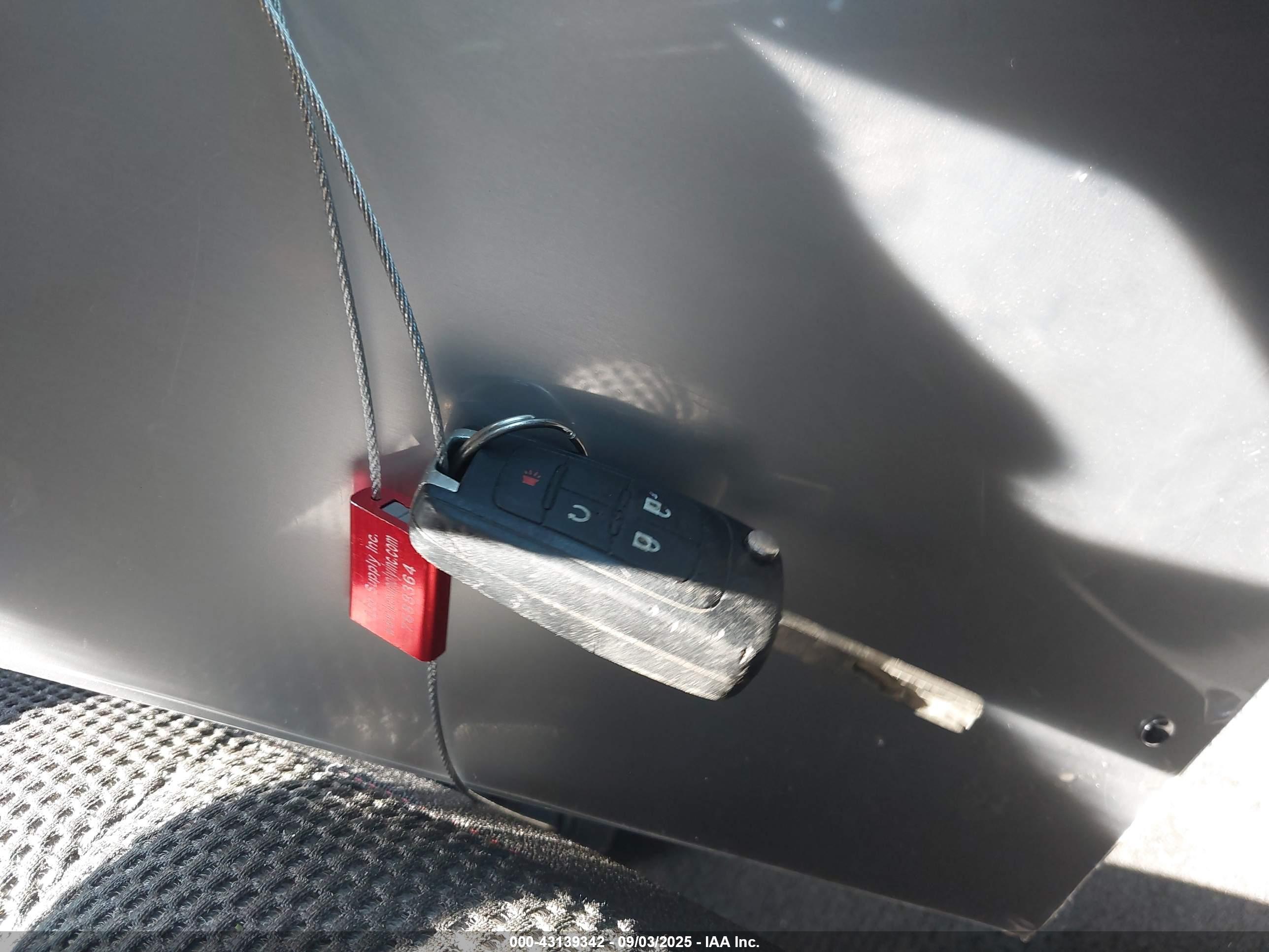 CHEVROLET EQUINOX image 11
