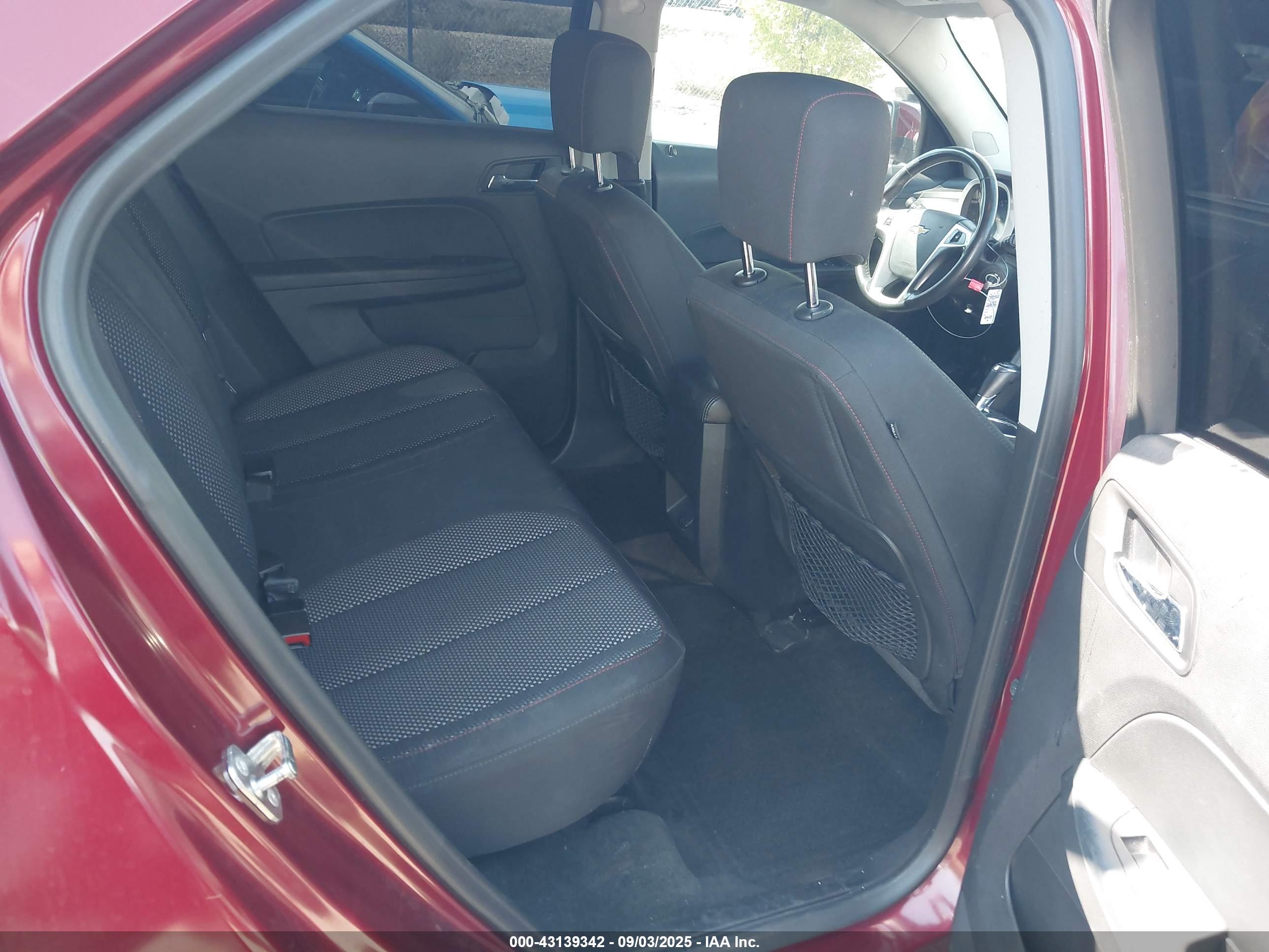 CHEVROLET EQUINOX image 8