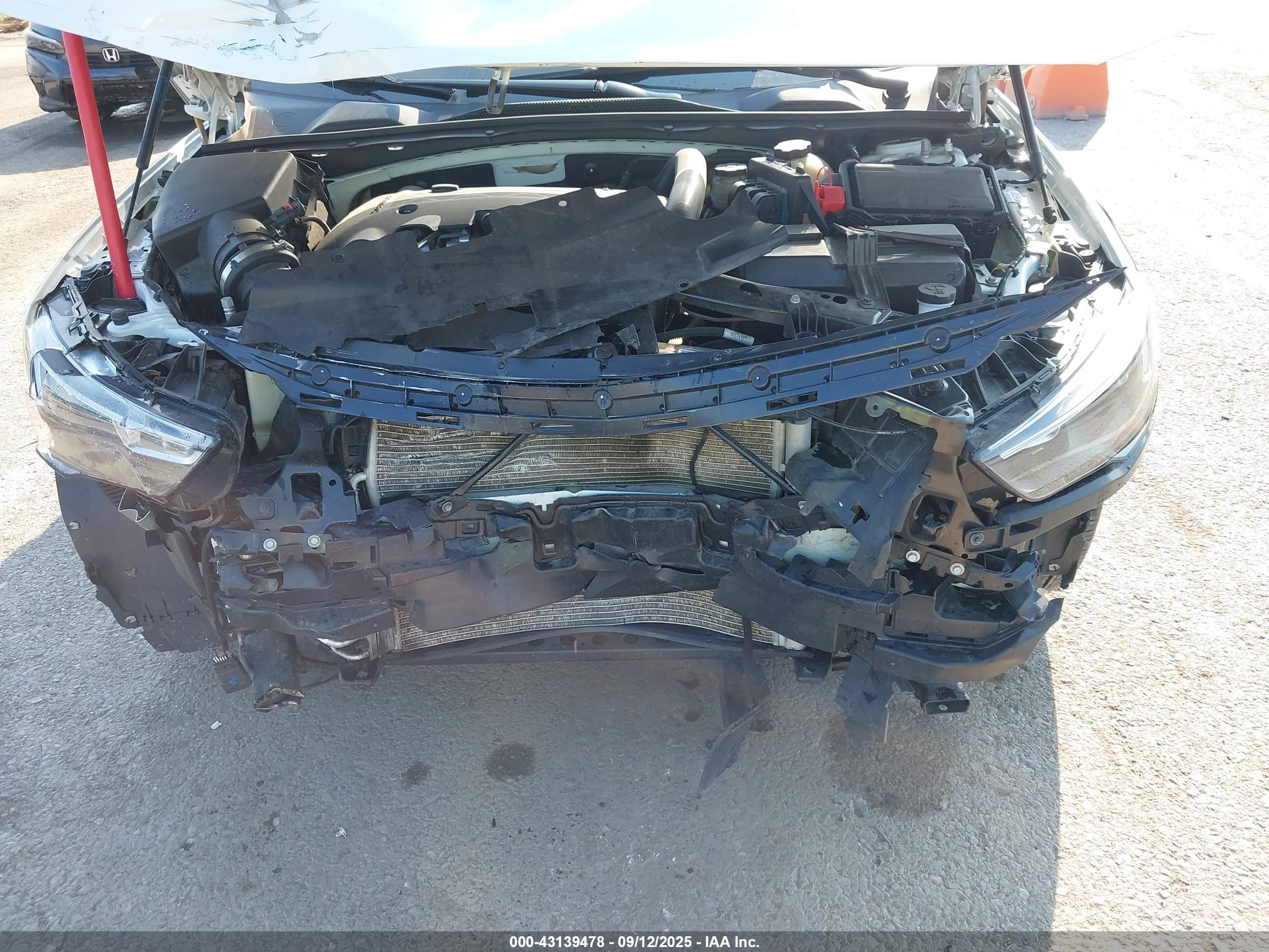 BUICK REGAL image 10