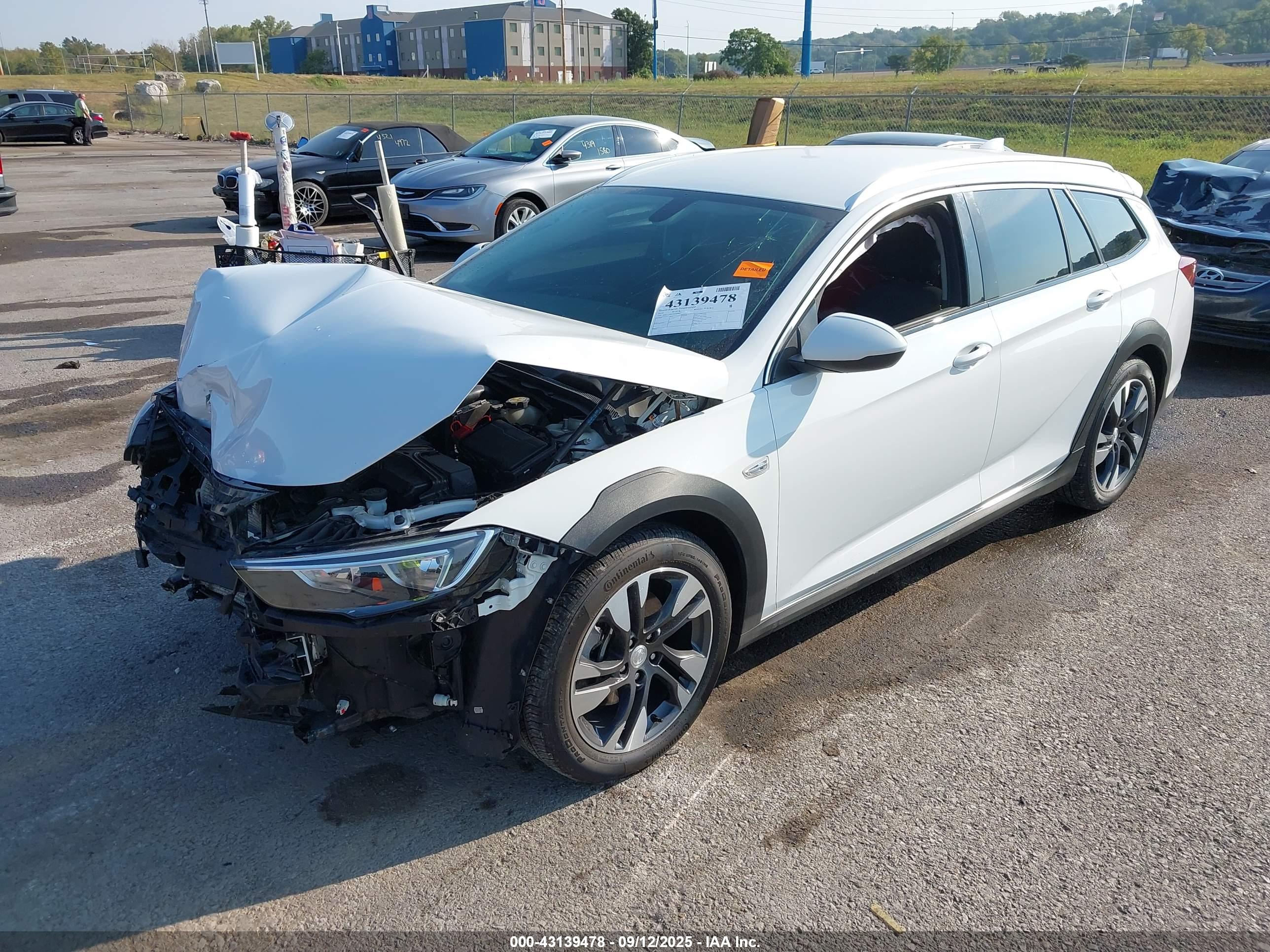 BUICK REGAL image 2