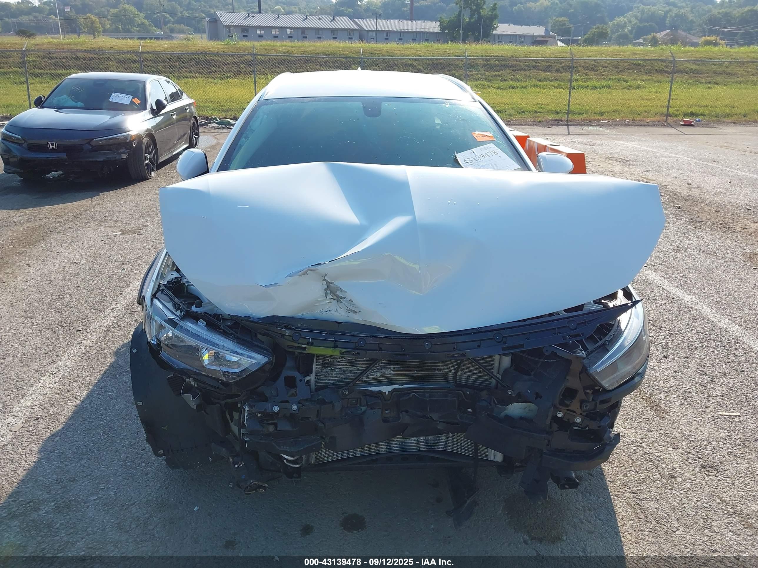 BUICK REGAL image 6