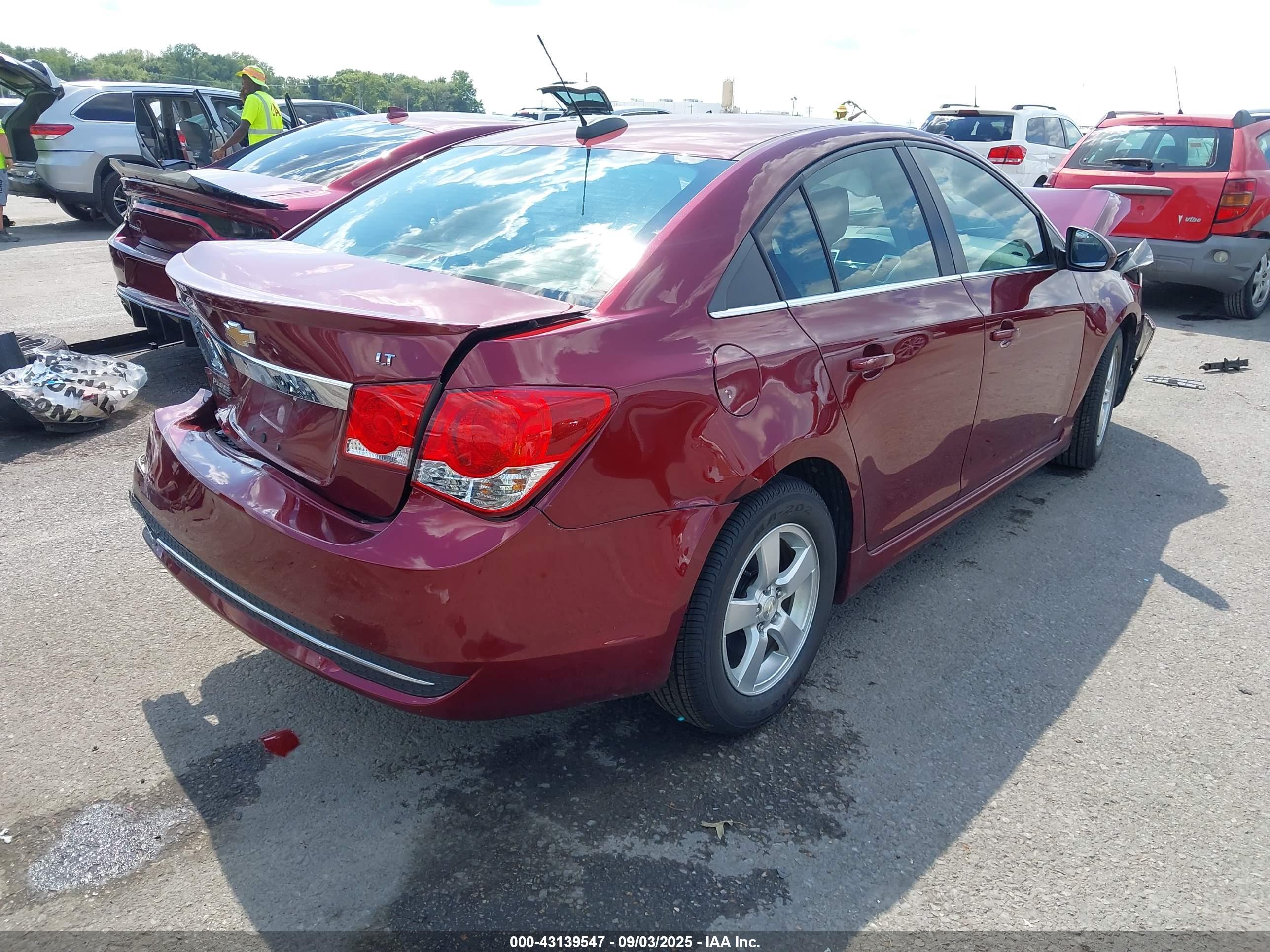 CHEVROLET CRUZE image 4