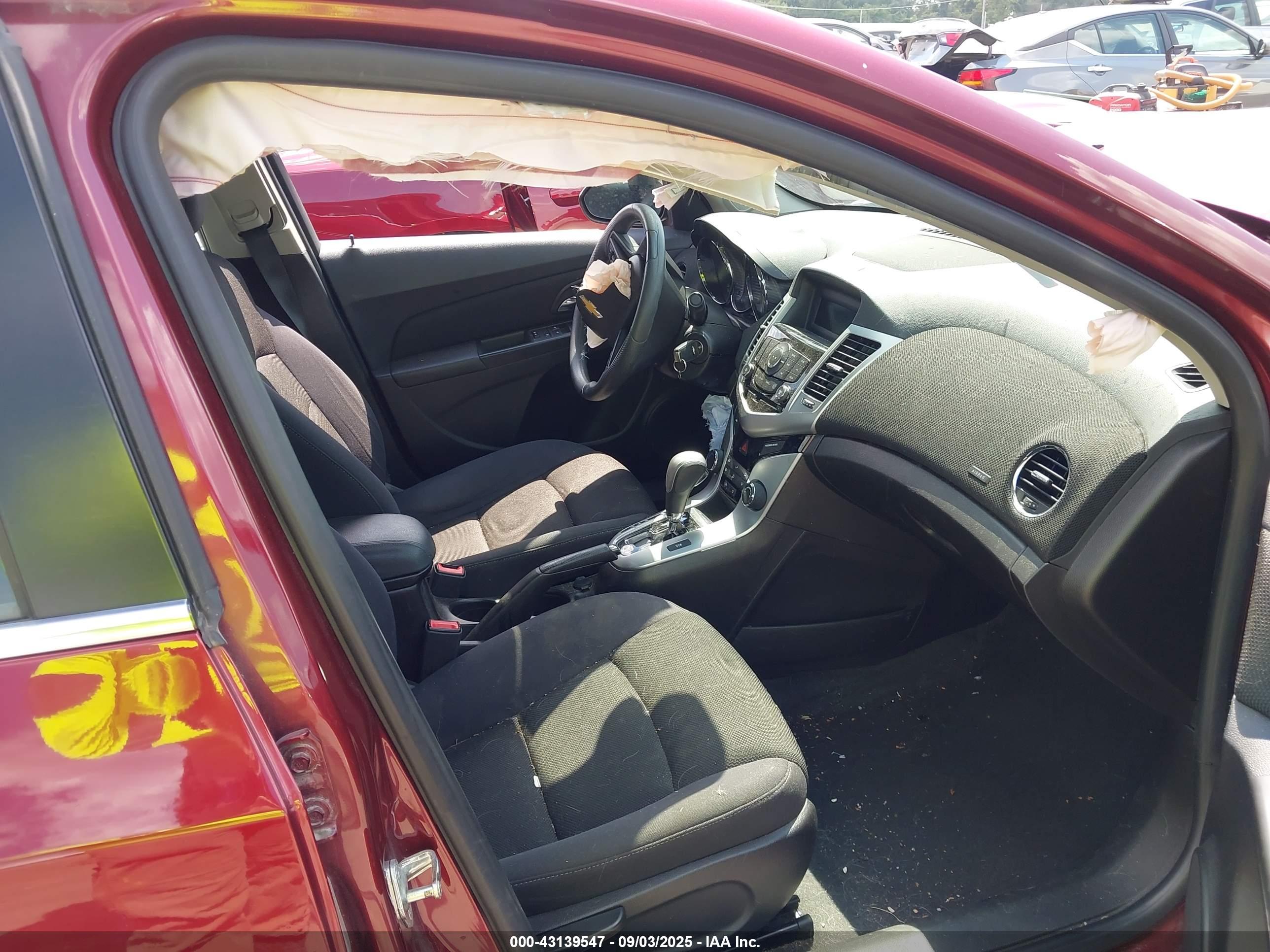 CHEVROLET CRUZE image 5