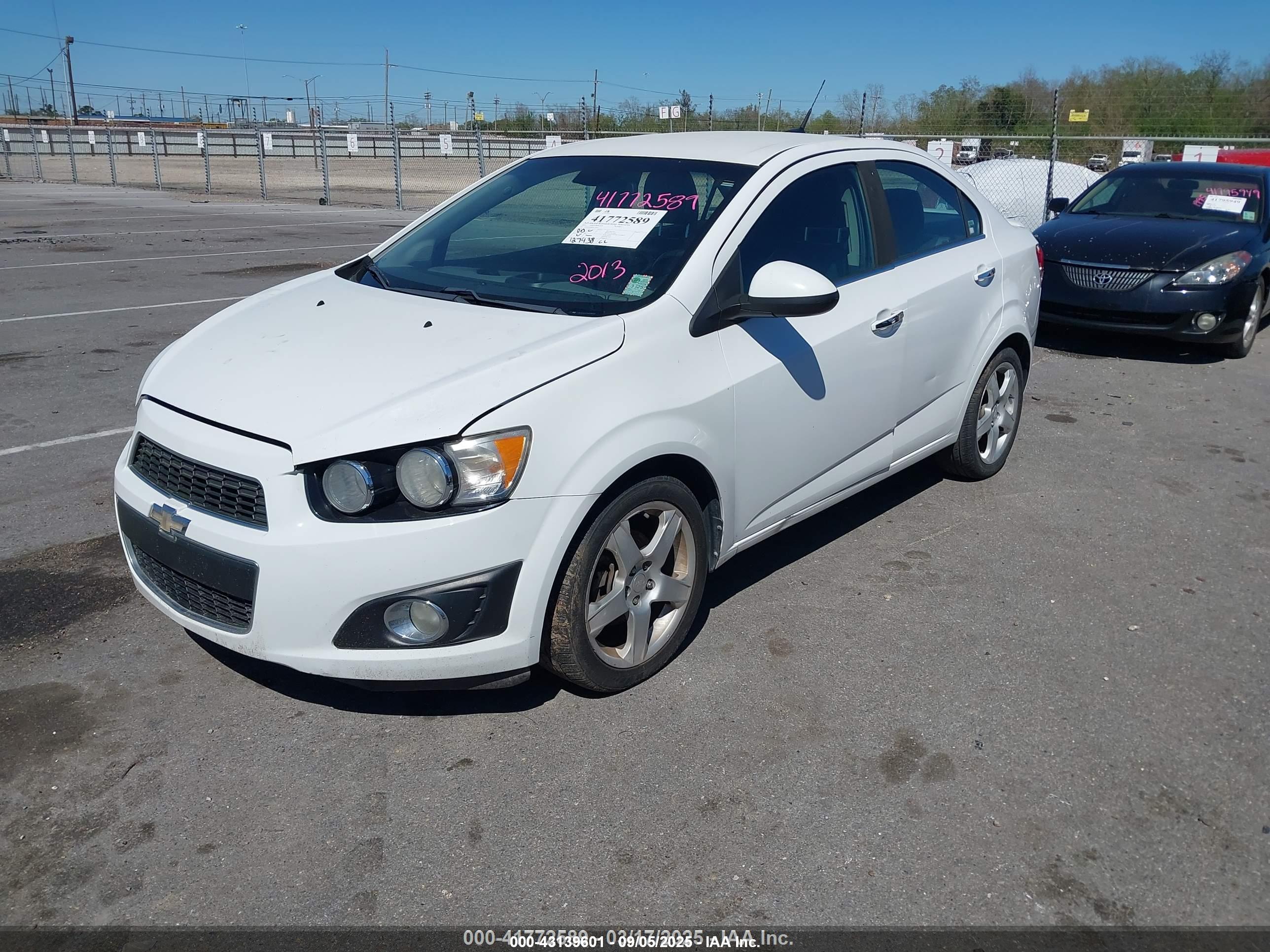 CHEVROLET SONIC image 2