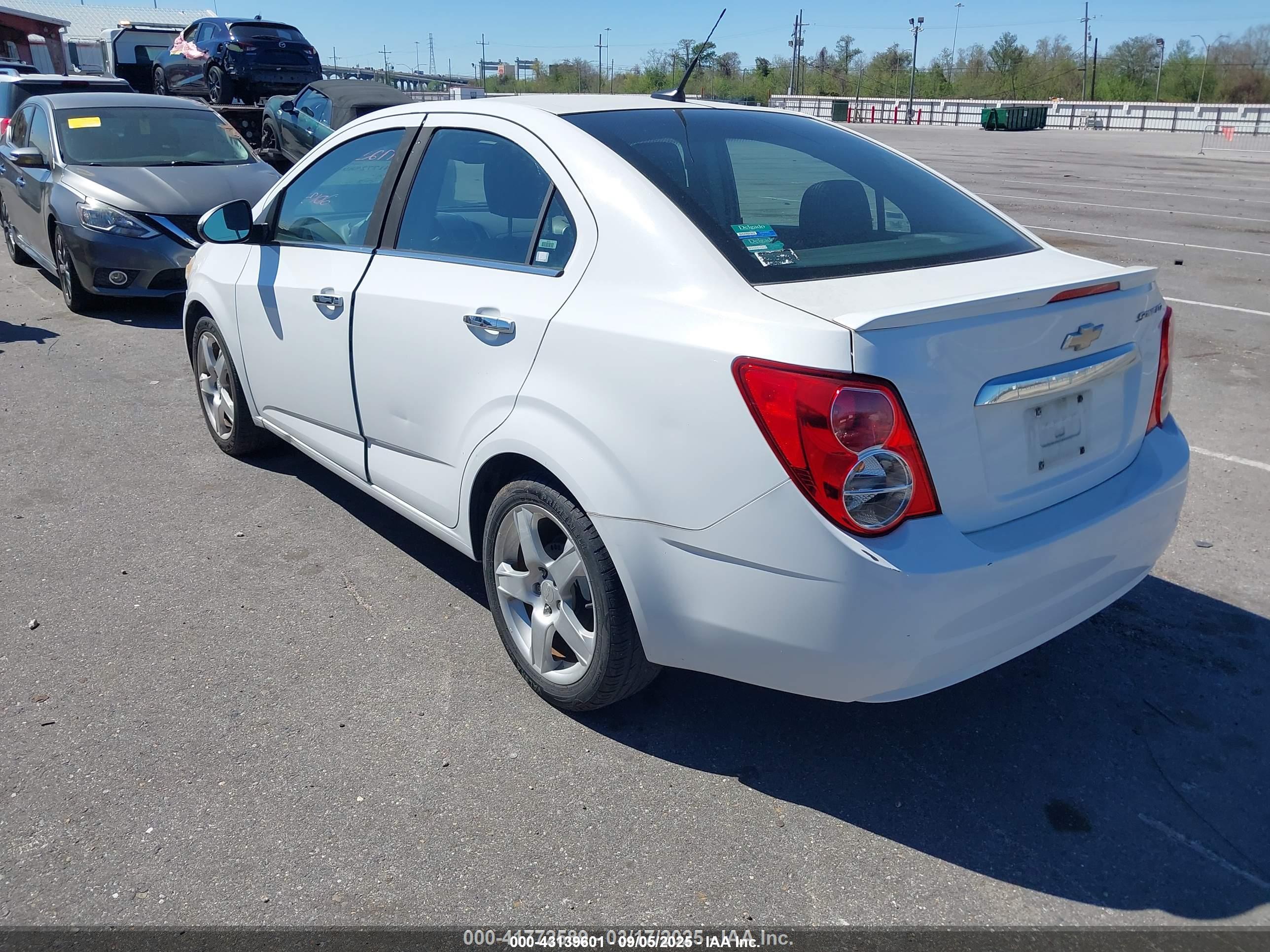 CHEVROLET SONIC image 3