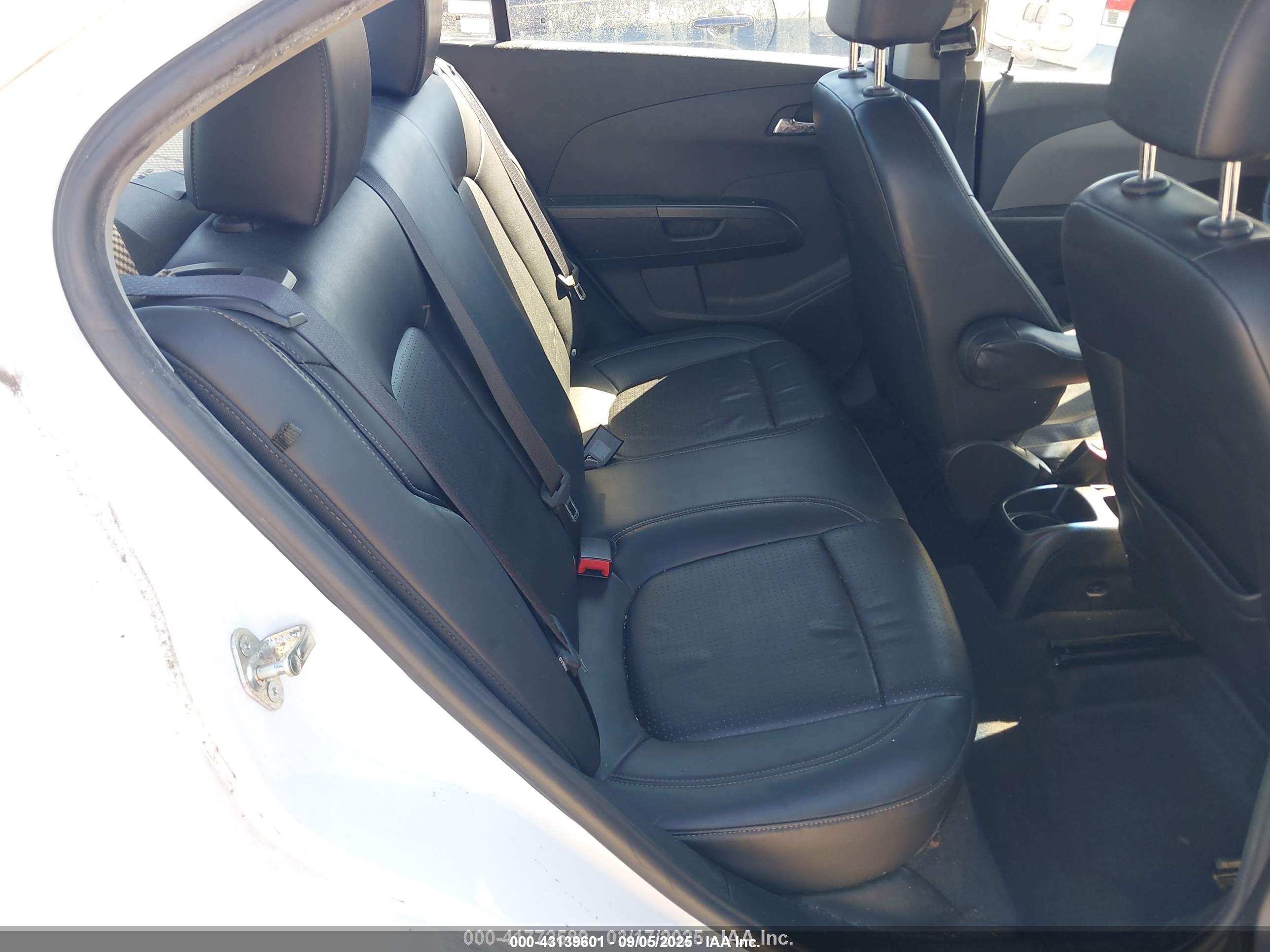 CHEVROLET SONIC image 8