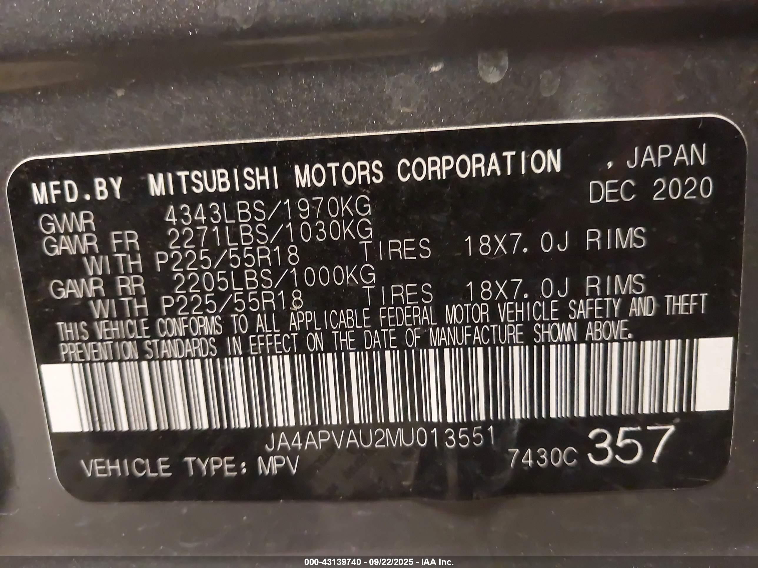 MITSUBISHI OUTLANDER image 9