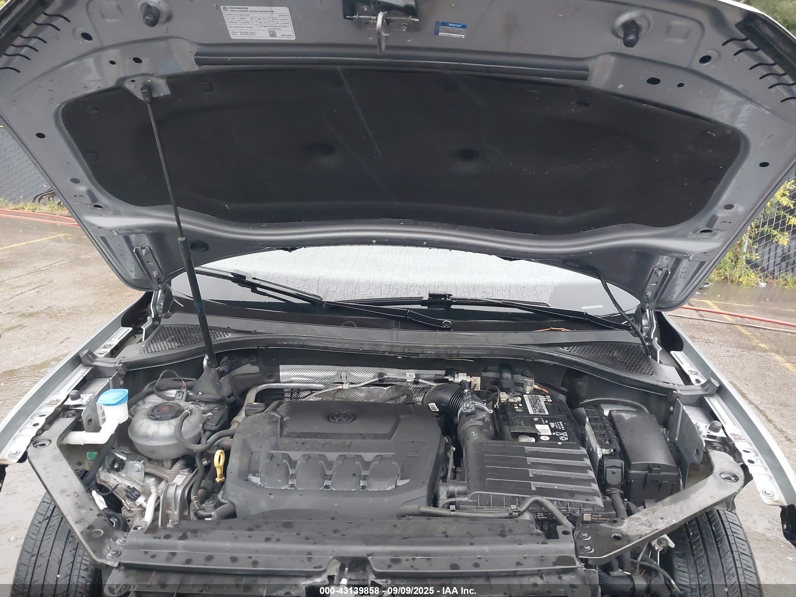 VOLKSWAGEN TIGUAN image 10