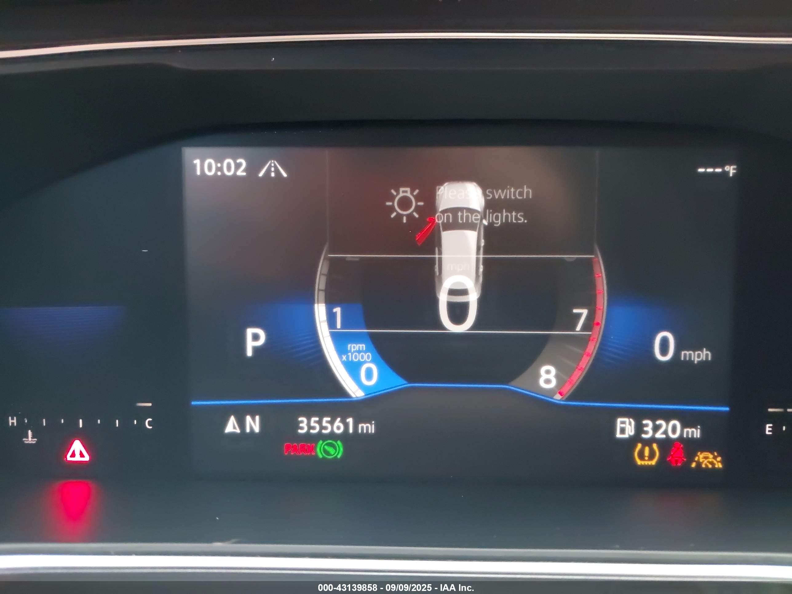 VOLKSWAGEN TIGUAN image 7