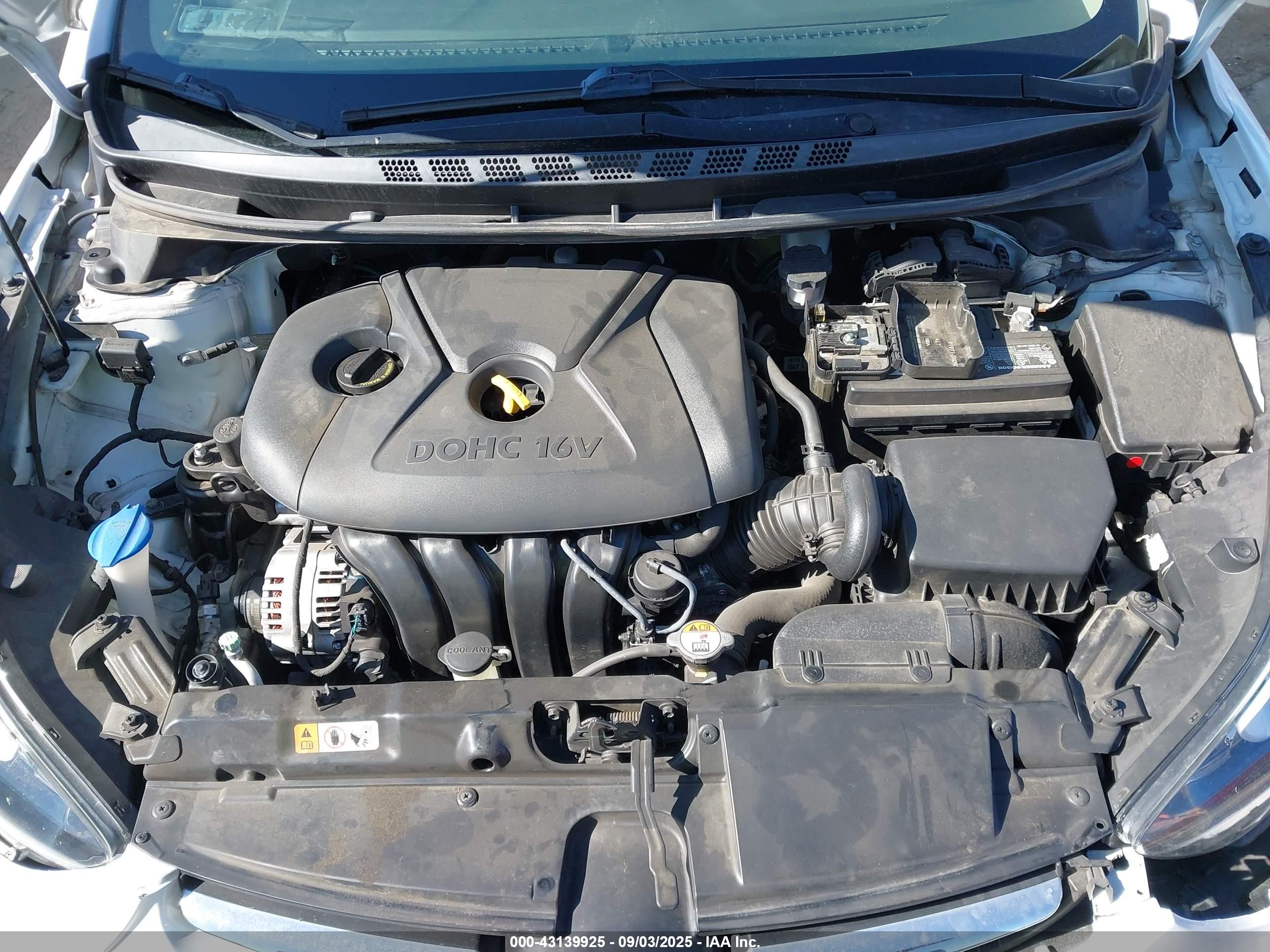 HYUNDAI ELANTRA image 10