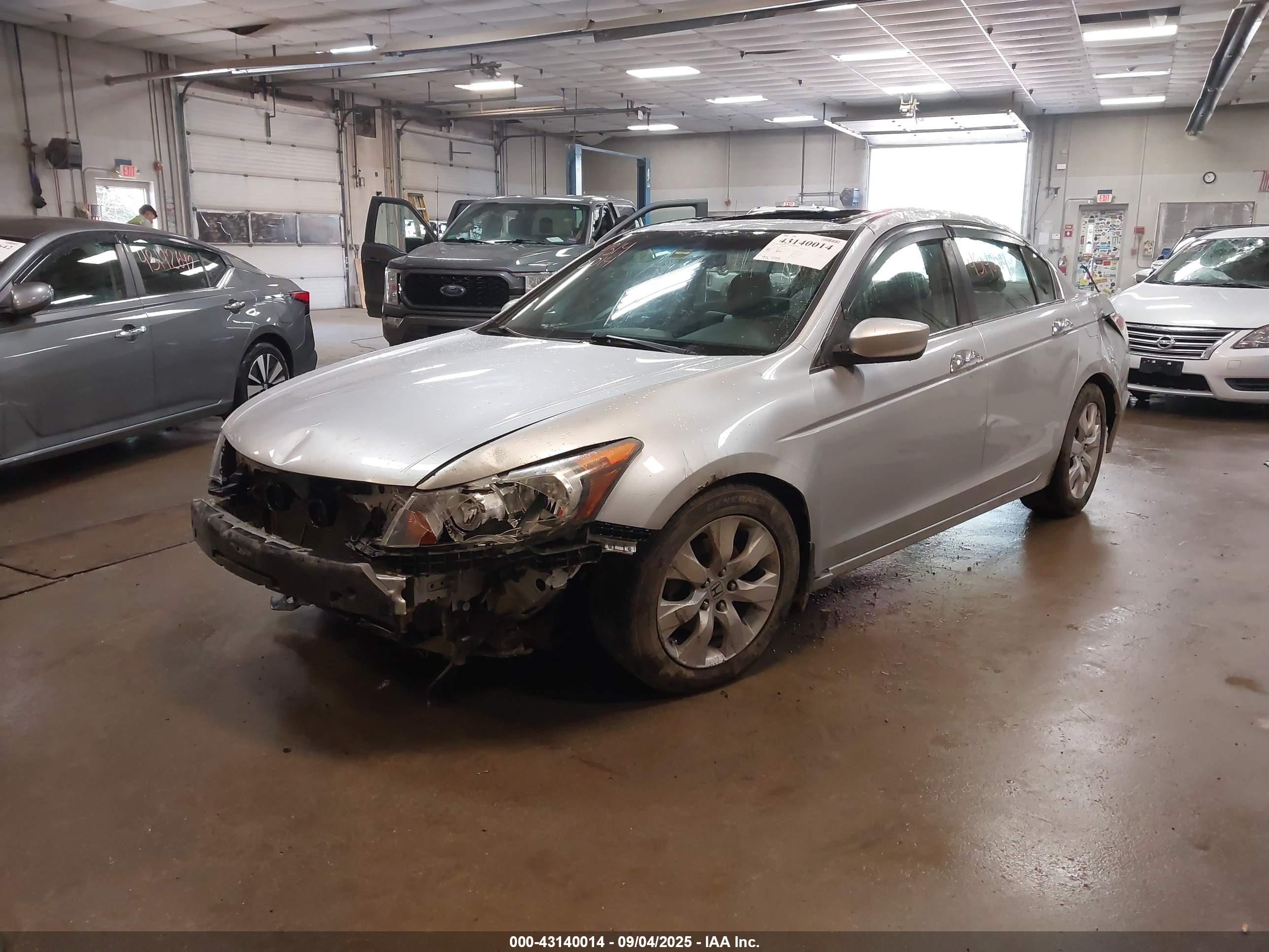 HONDA ACCORD image 2