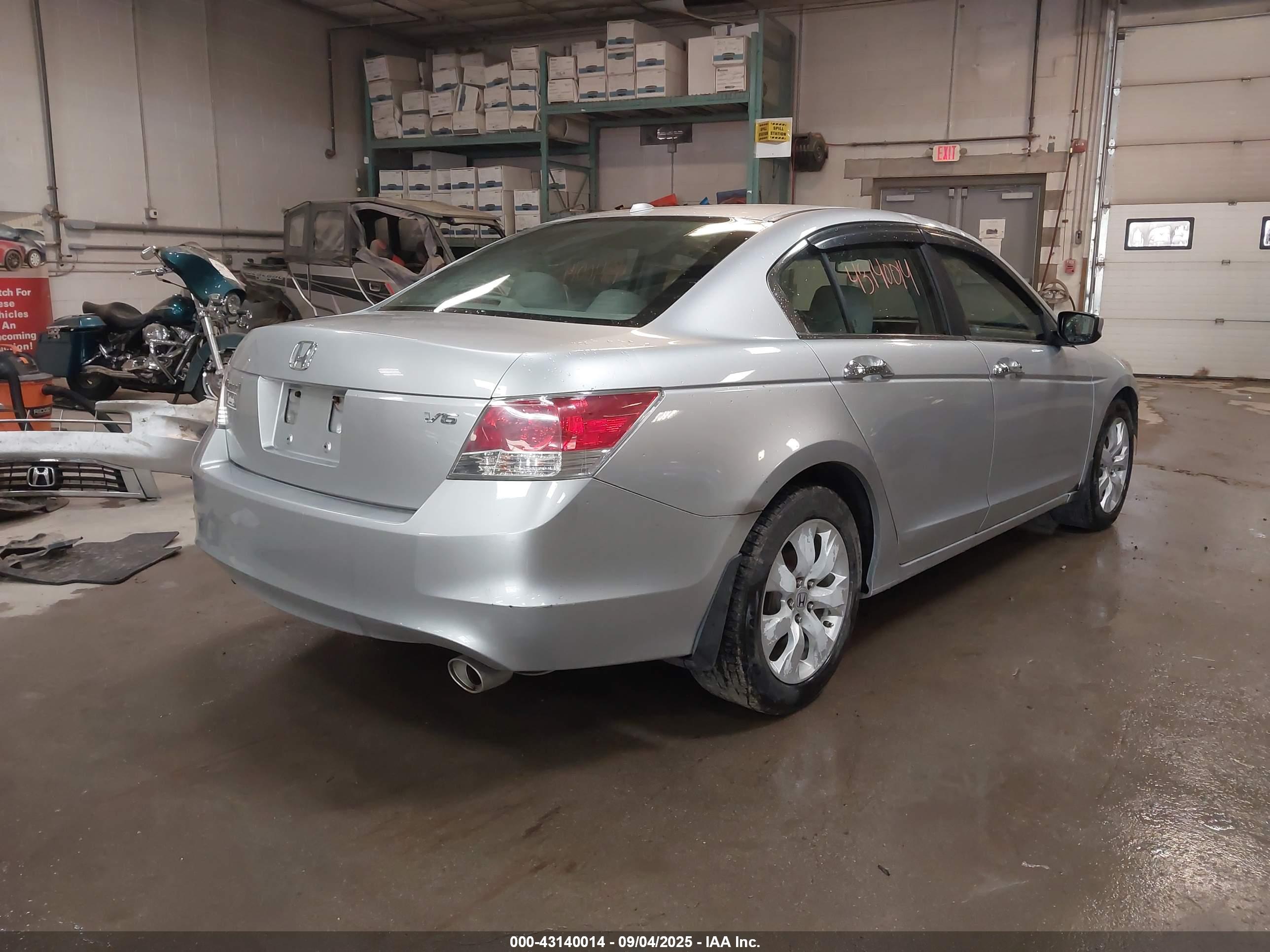 HONDA ACCORD image 4