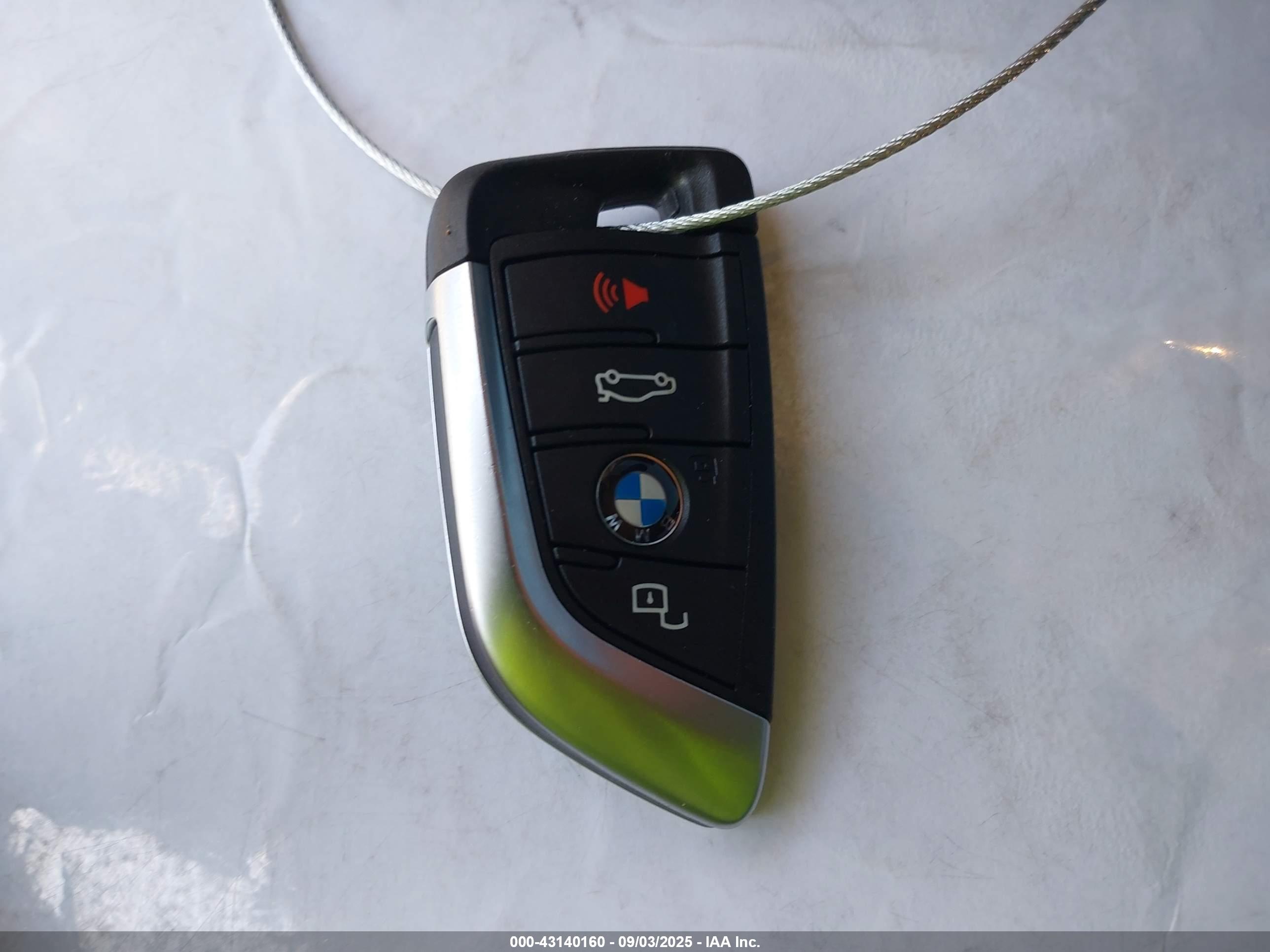 BMW I4 image 11