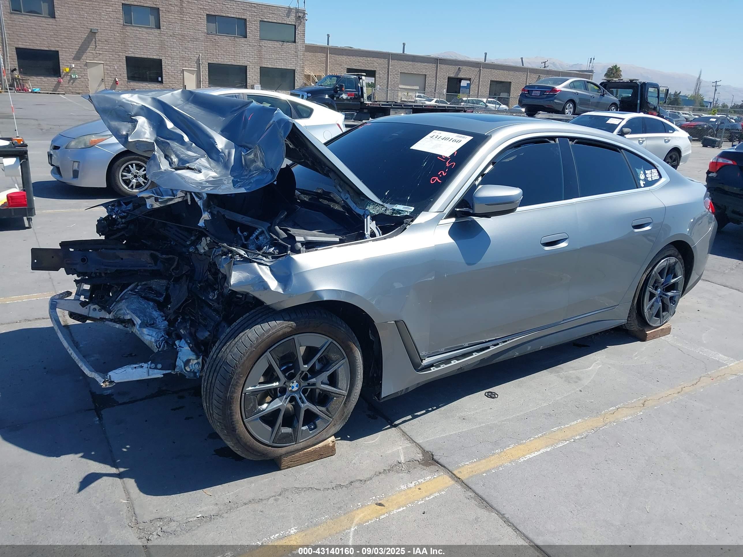BMW I4 image 2