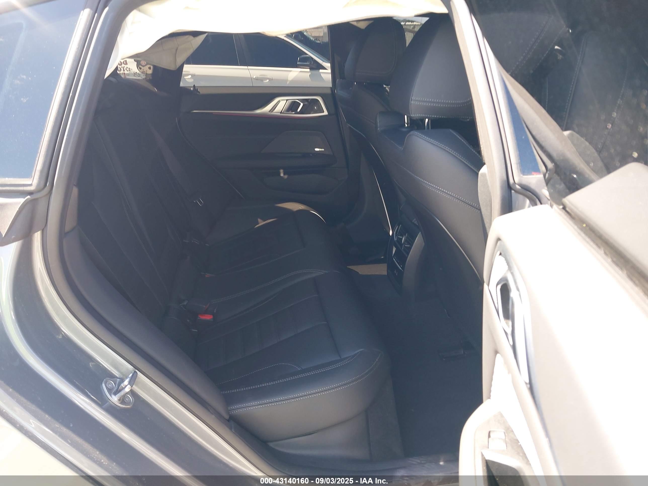 BMW I4 image 8