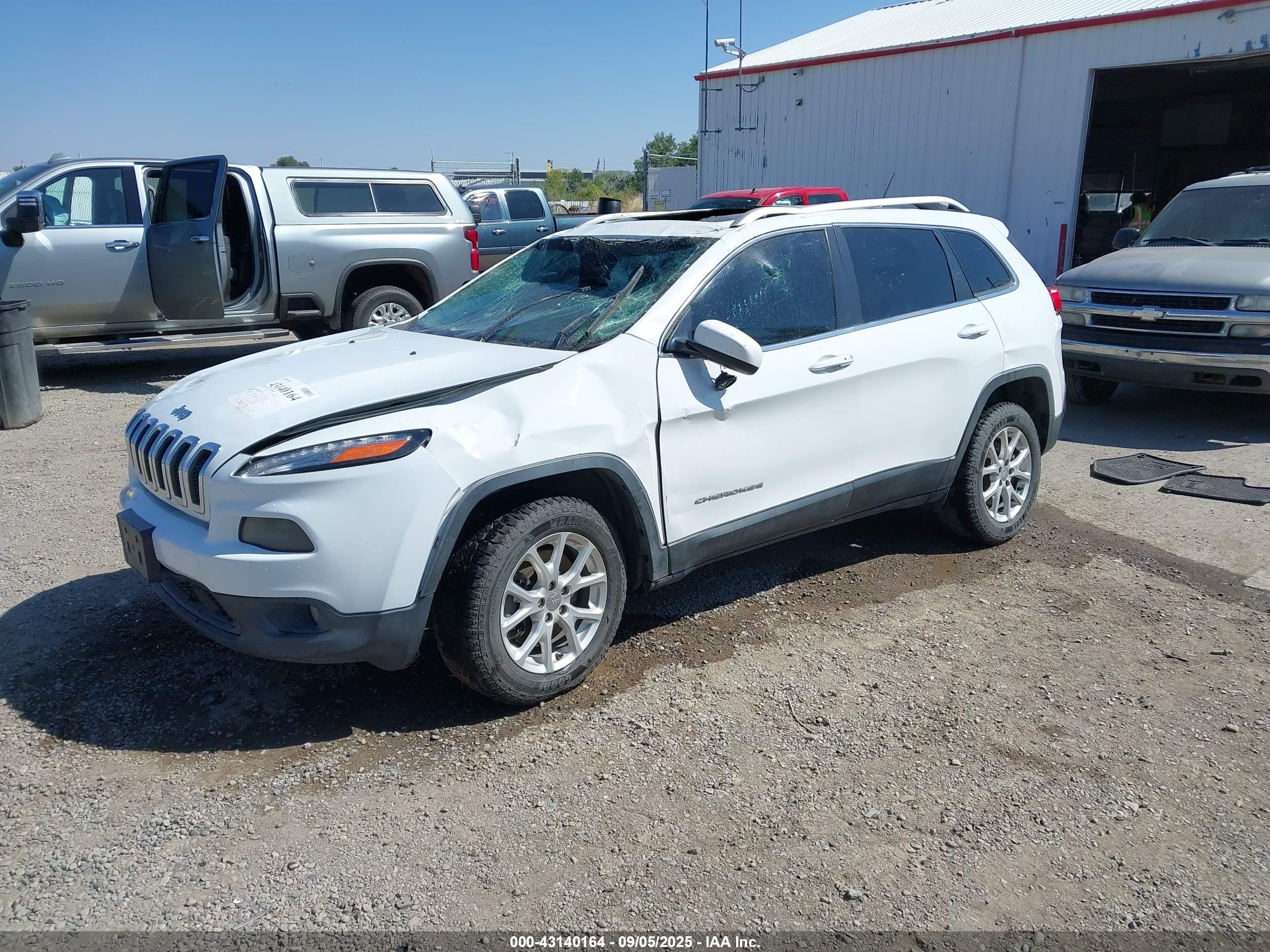 JEEP CHEROKEE image 2