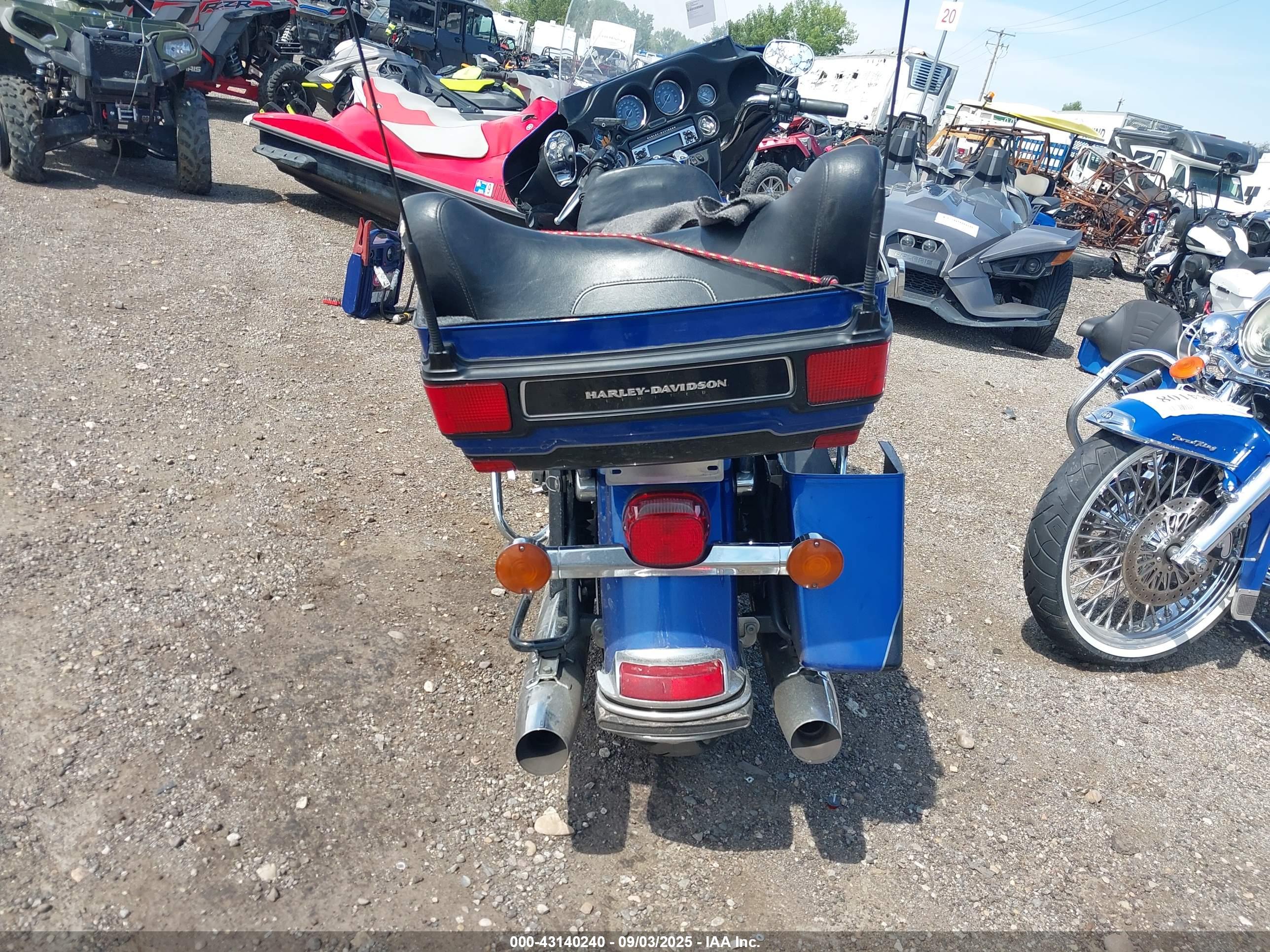 HARLEY-DAVIDSON FLHTK image 6