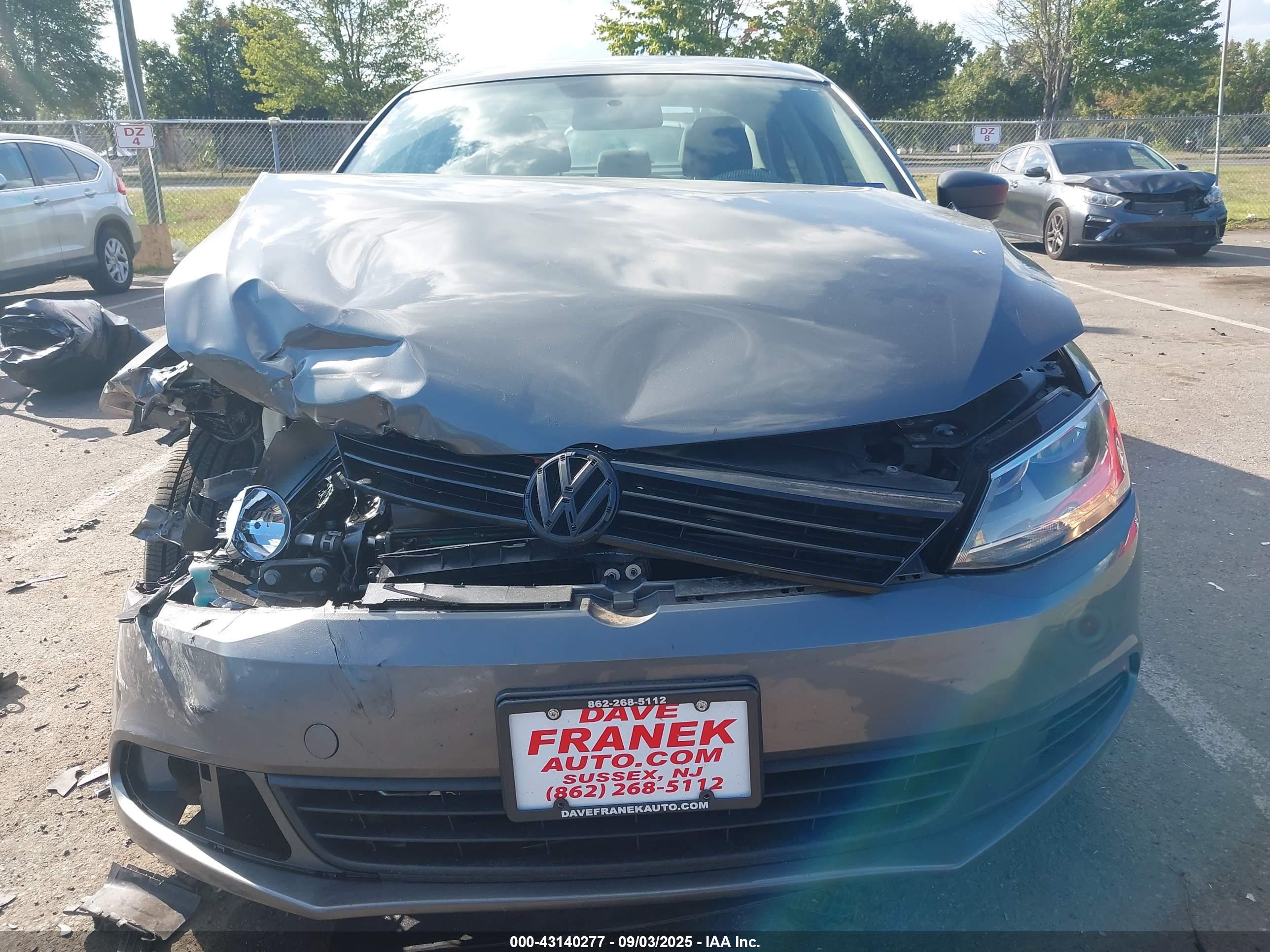 VOLKSWAGEN JETTA image 6