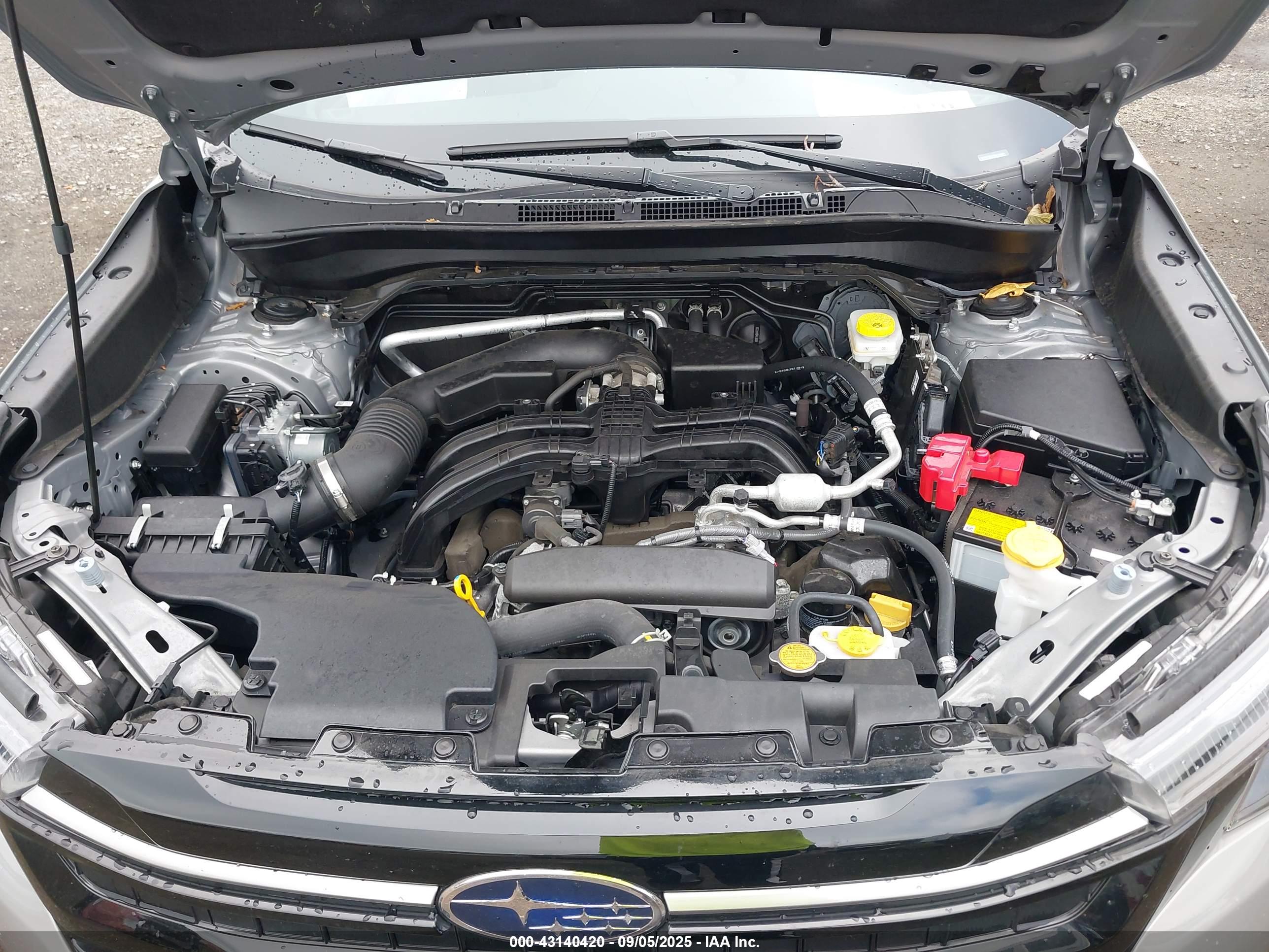 SUBARU FORESTER image 10