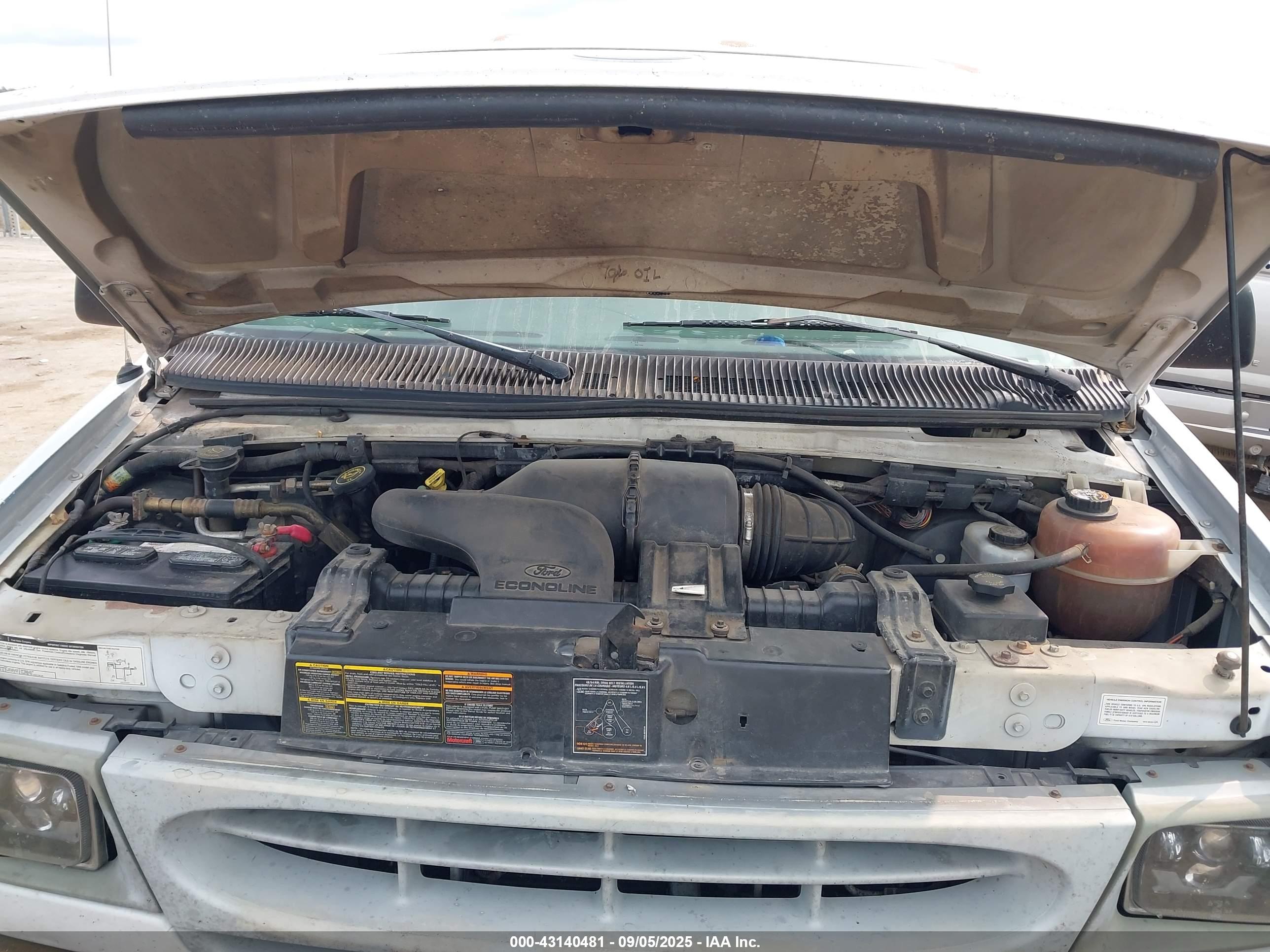 FORD E-350 image 10