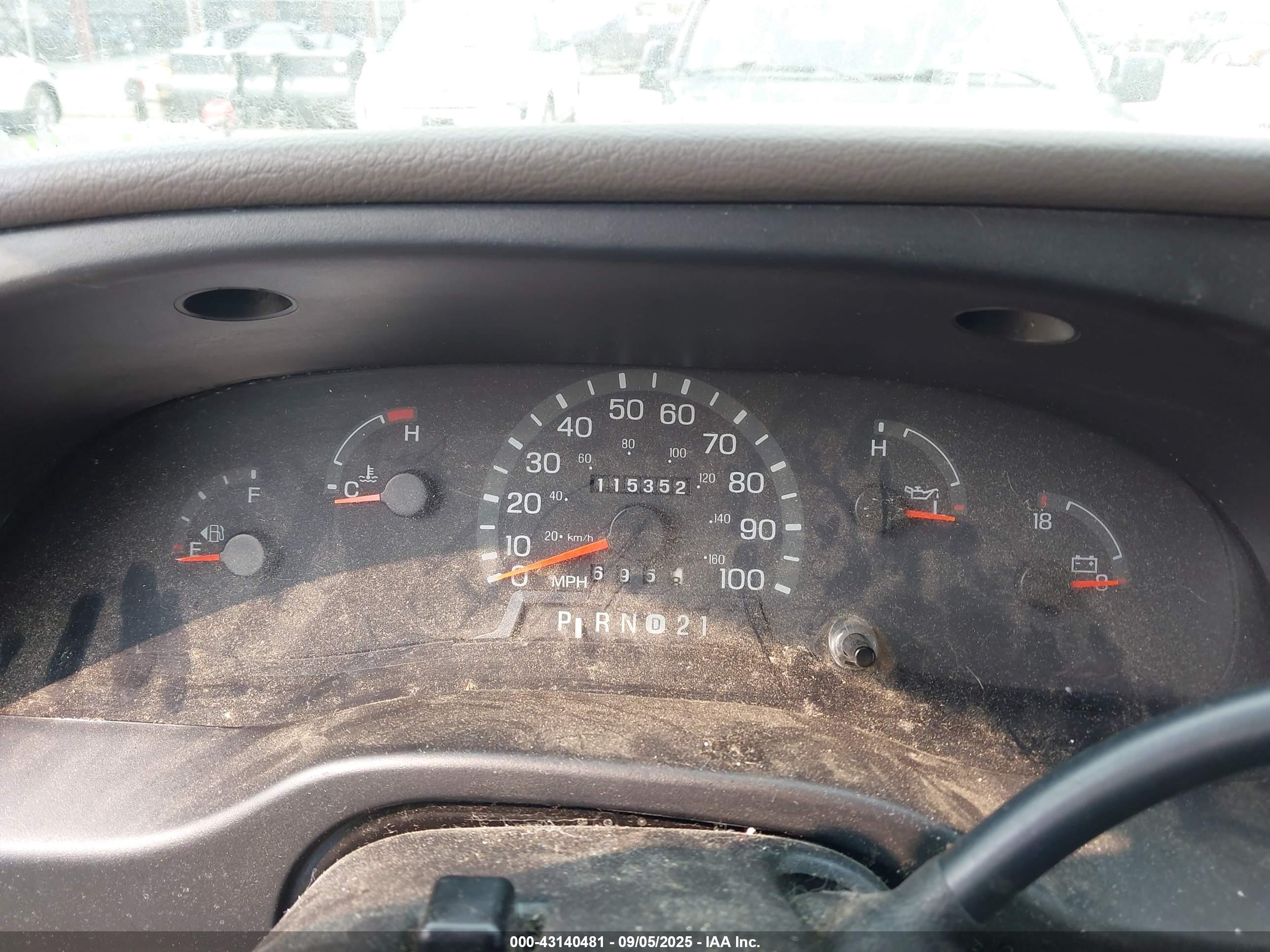FORD E-350 image 7
