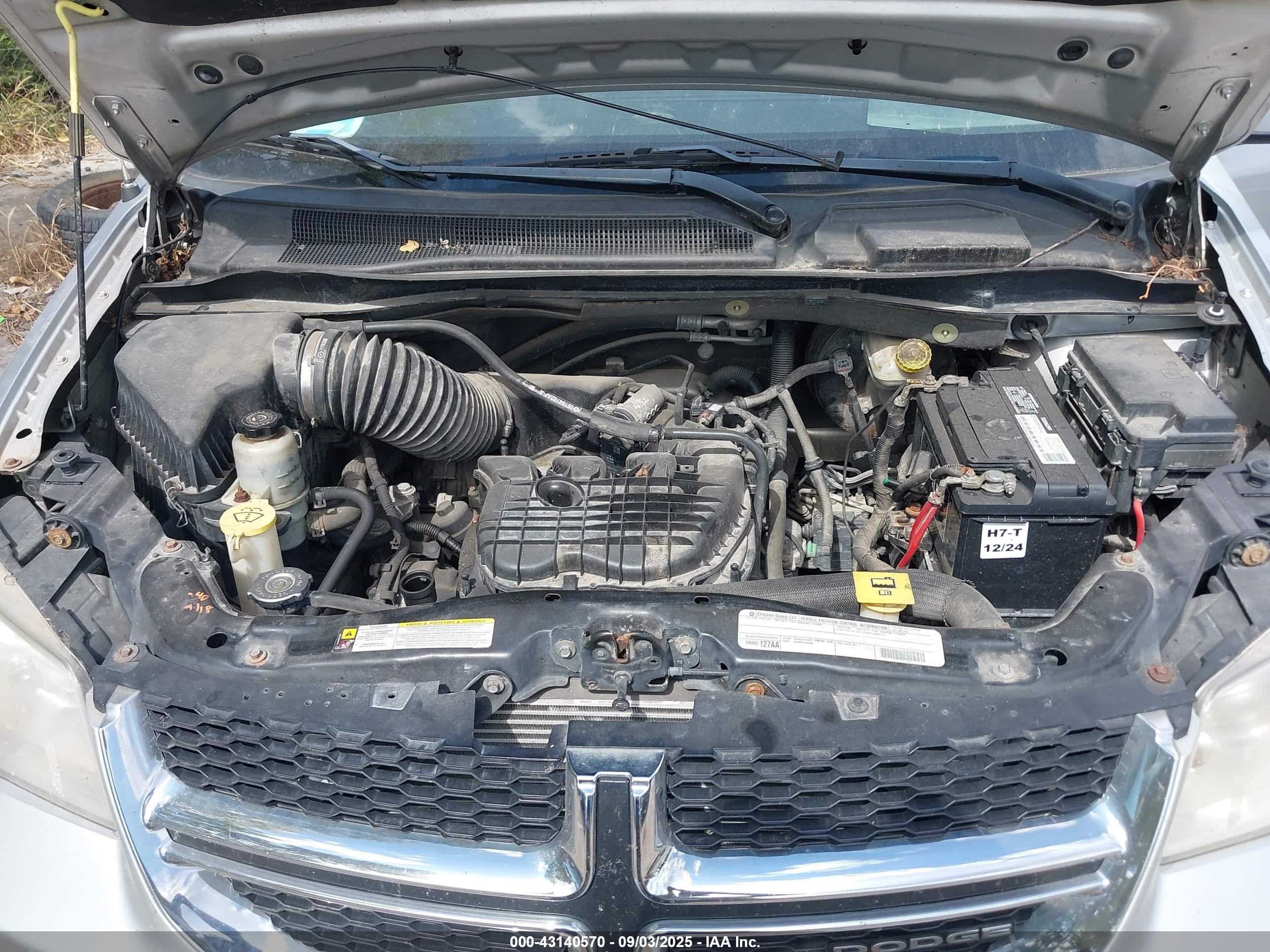DODGE GRAND image 10