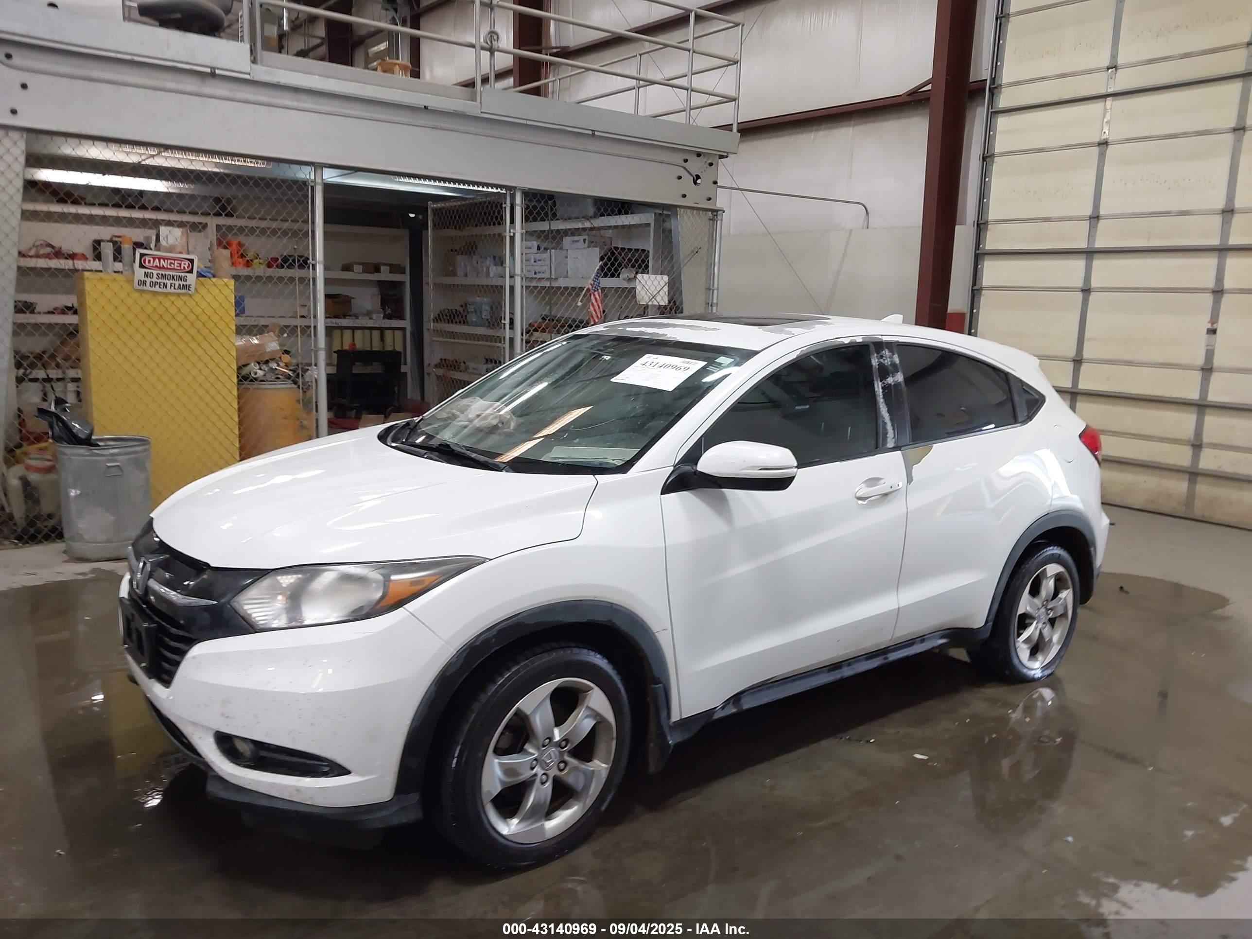 HONDA HR-V image 2