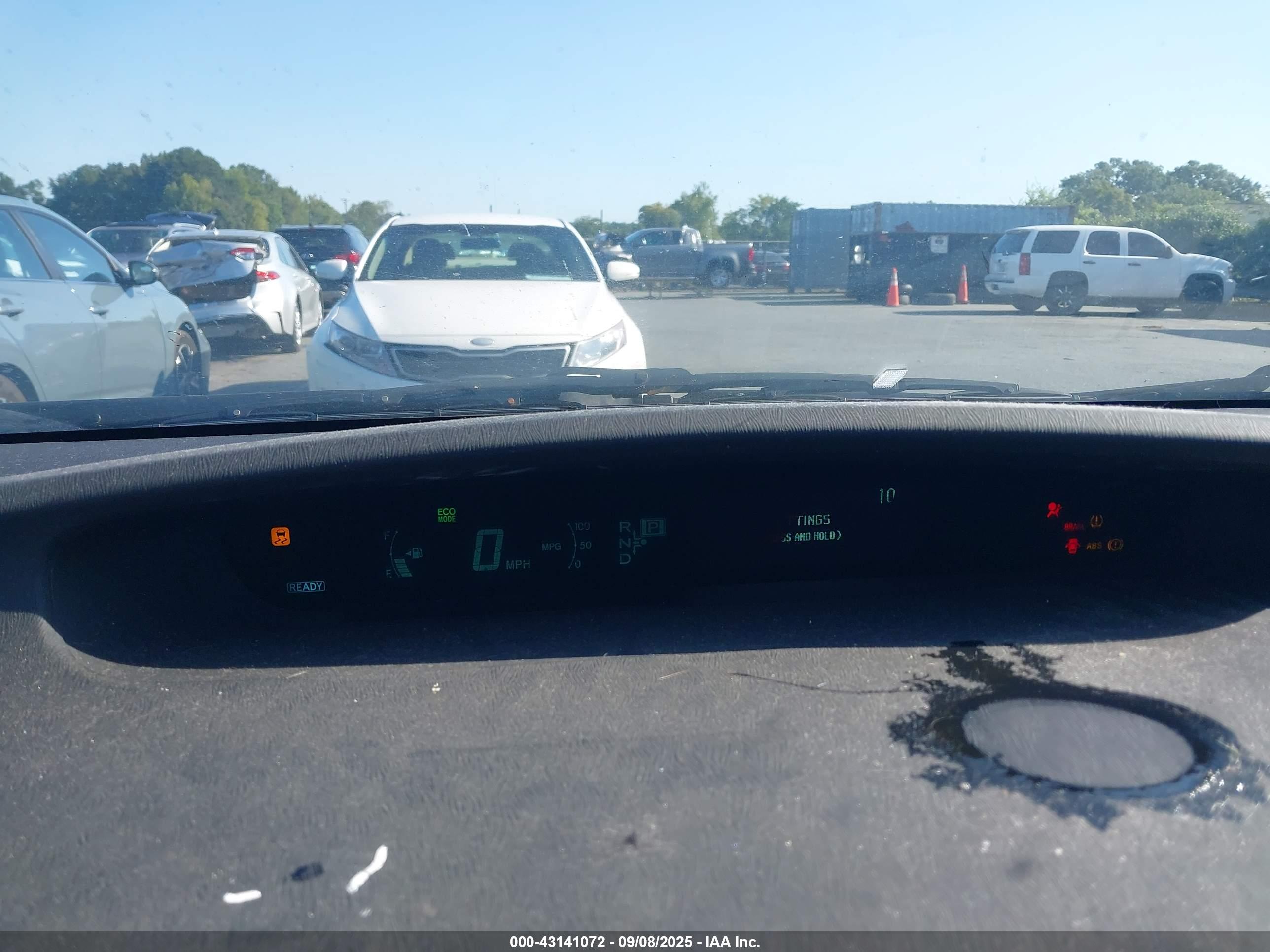 TOYOTA PRIUS image 7