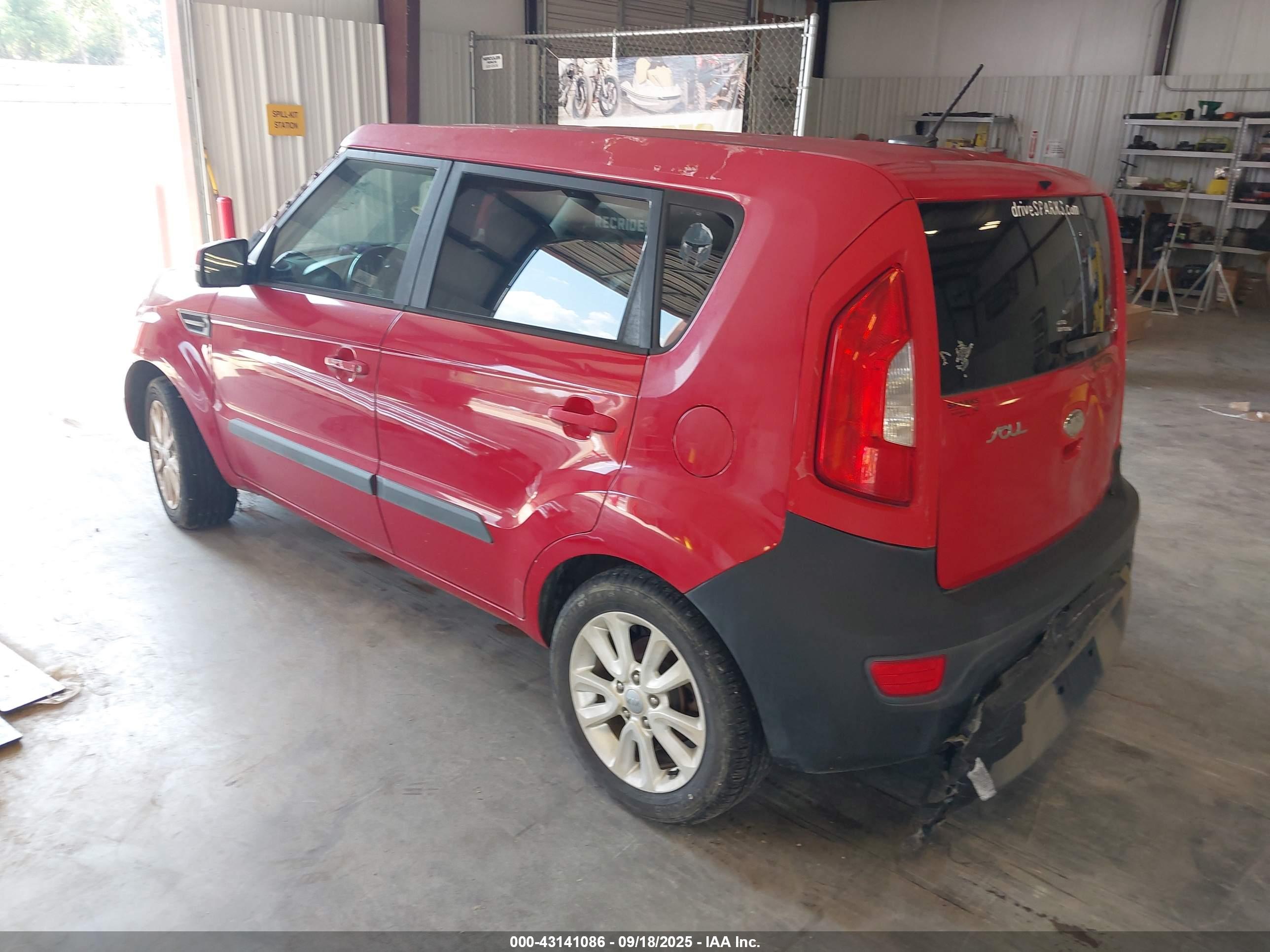 KIA SOUL image 3