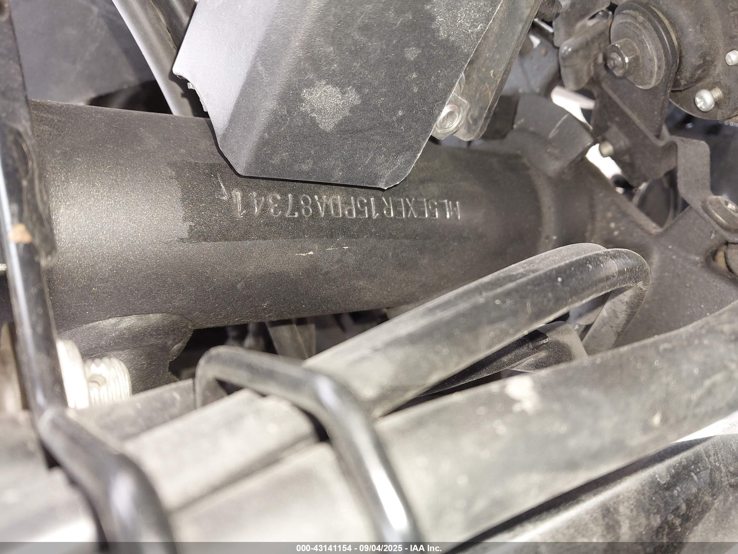 KAWASAKI EX650 image 10