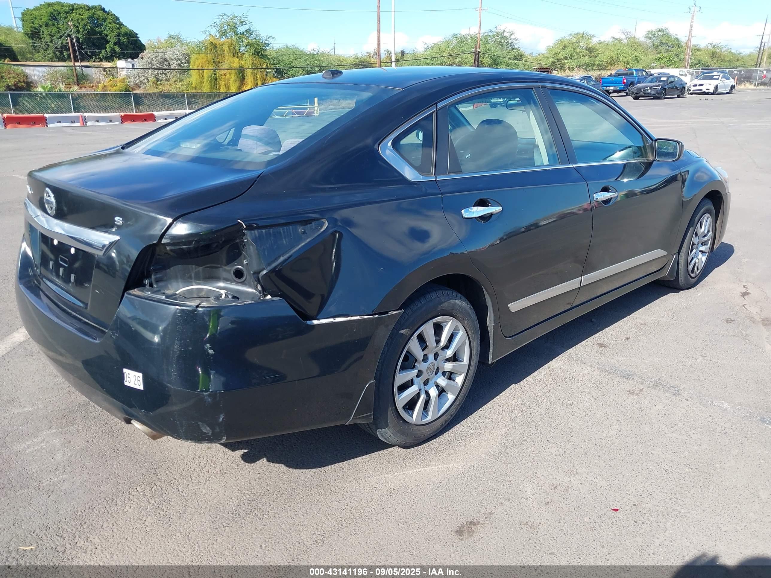 NISSAN ALTIMA image 4